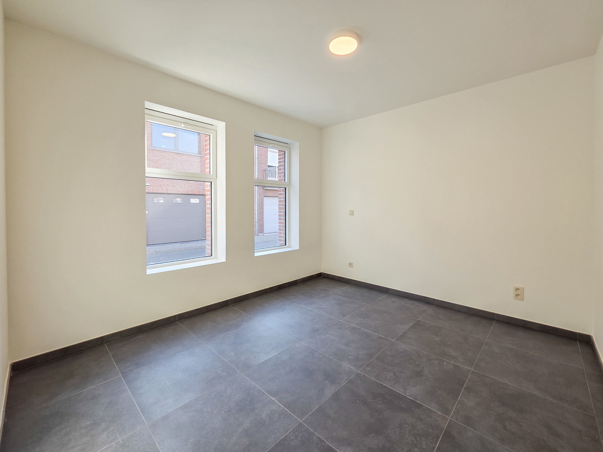 Recent vernieuwd gelijkvloers appartement - foto 5