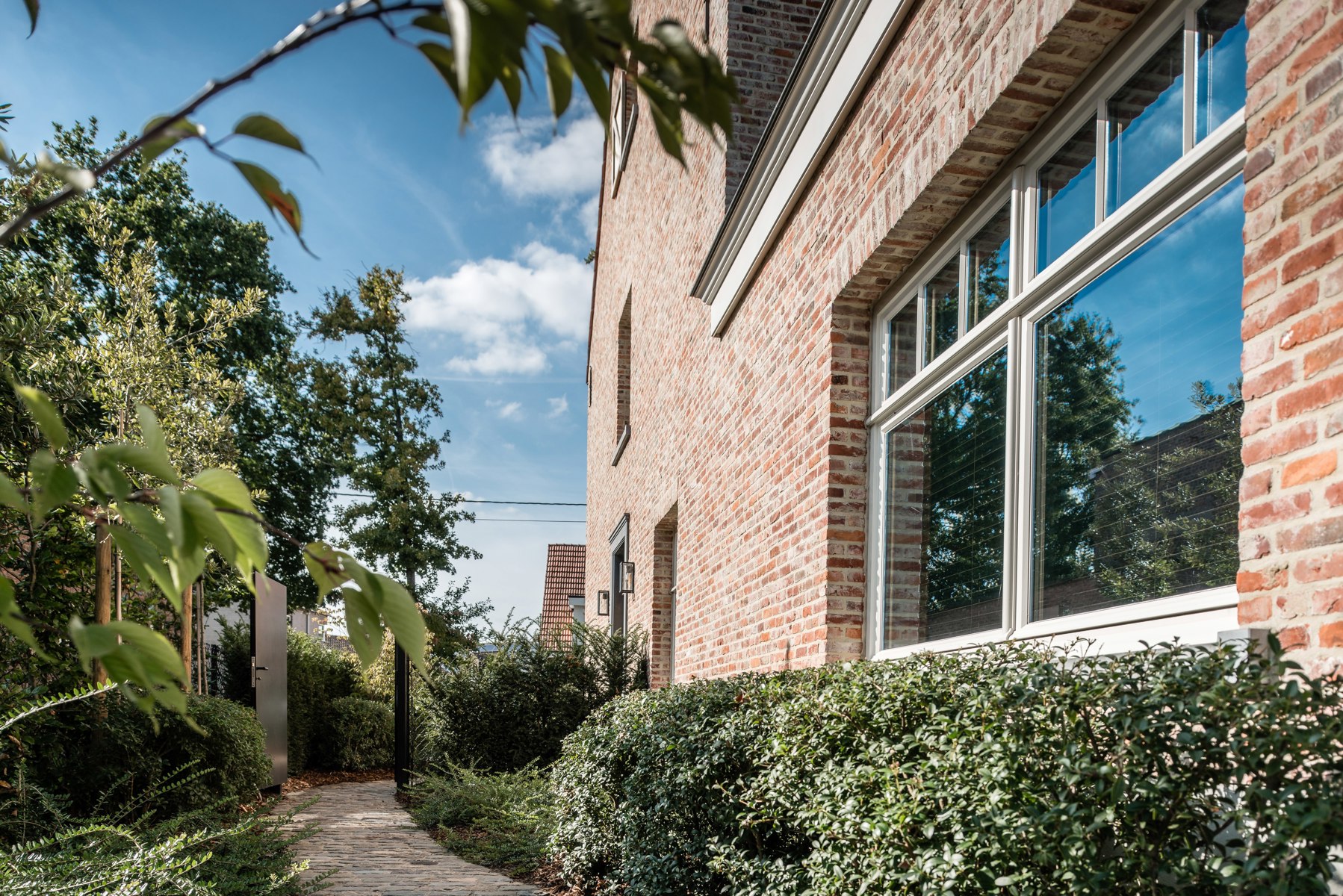 Exclusieve instapklare woning met zwembad en open groenzicht - foto 3