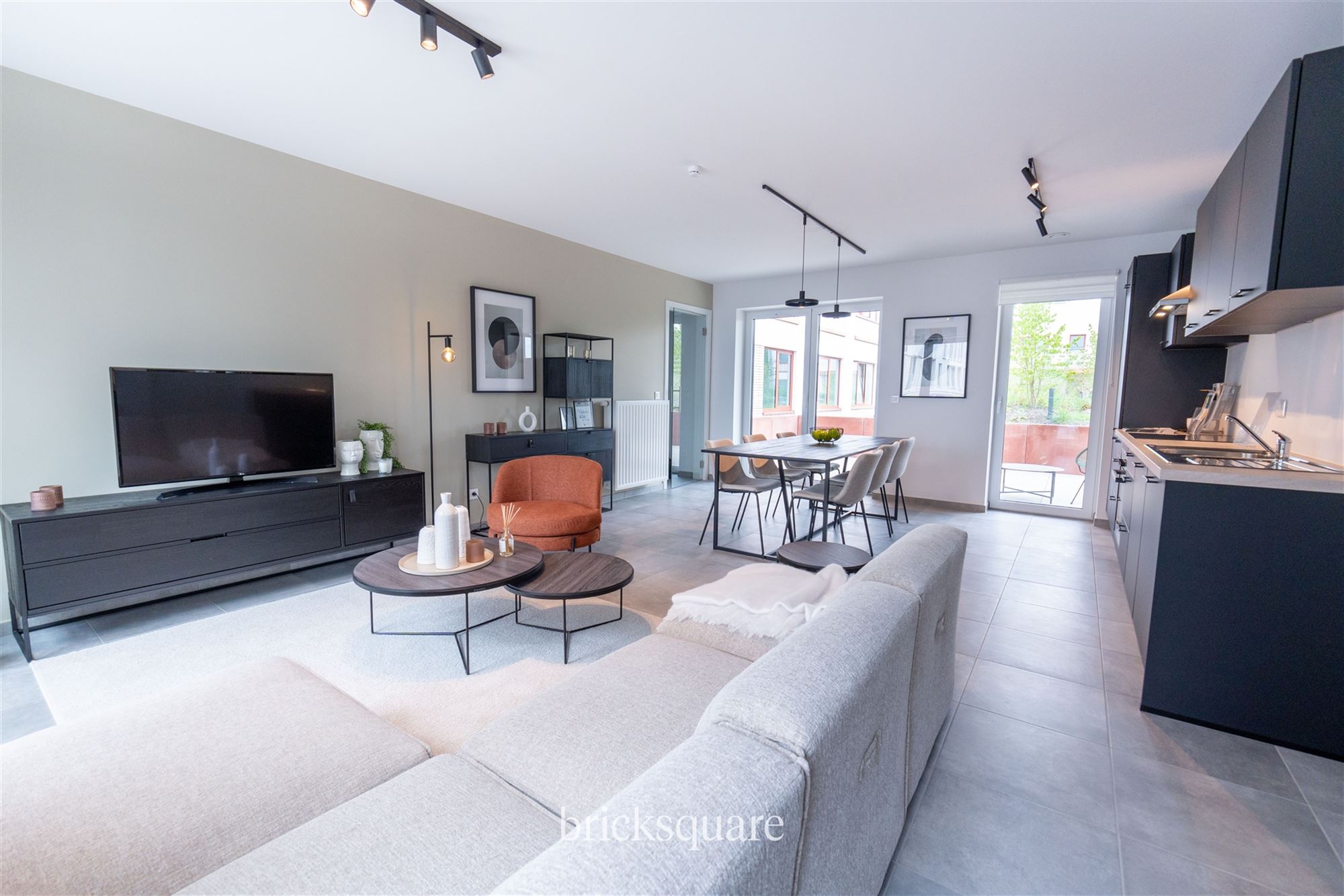 Prachtige nieuwe 3 slaapkamer 3 badkamer flat met groot terras - foto 3