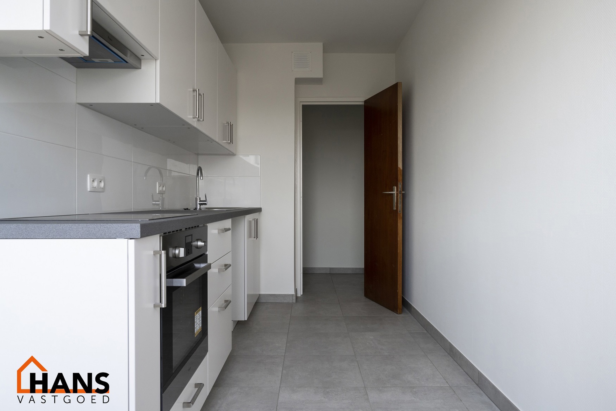 2 slaapkamerappartement met garage. - foto 4