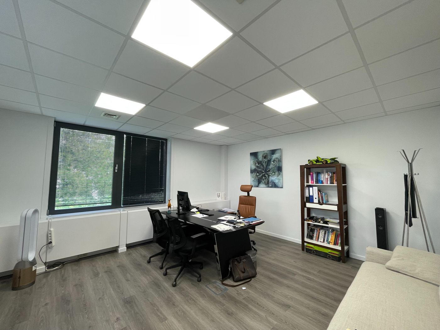 Bureaux équipés de 112 m² à proximité de la sortie R0 - photo 5