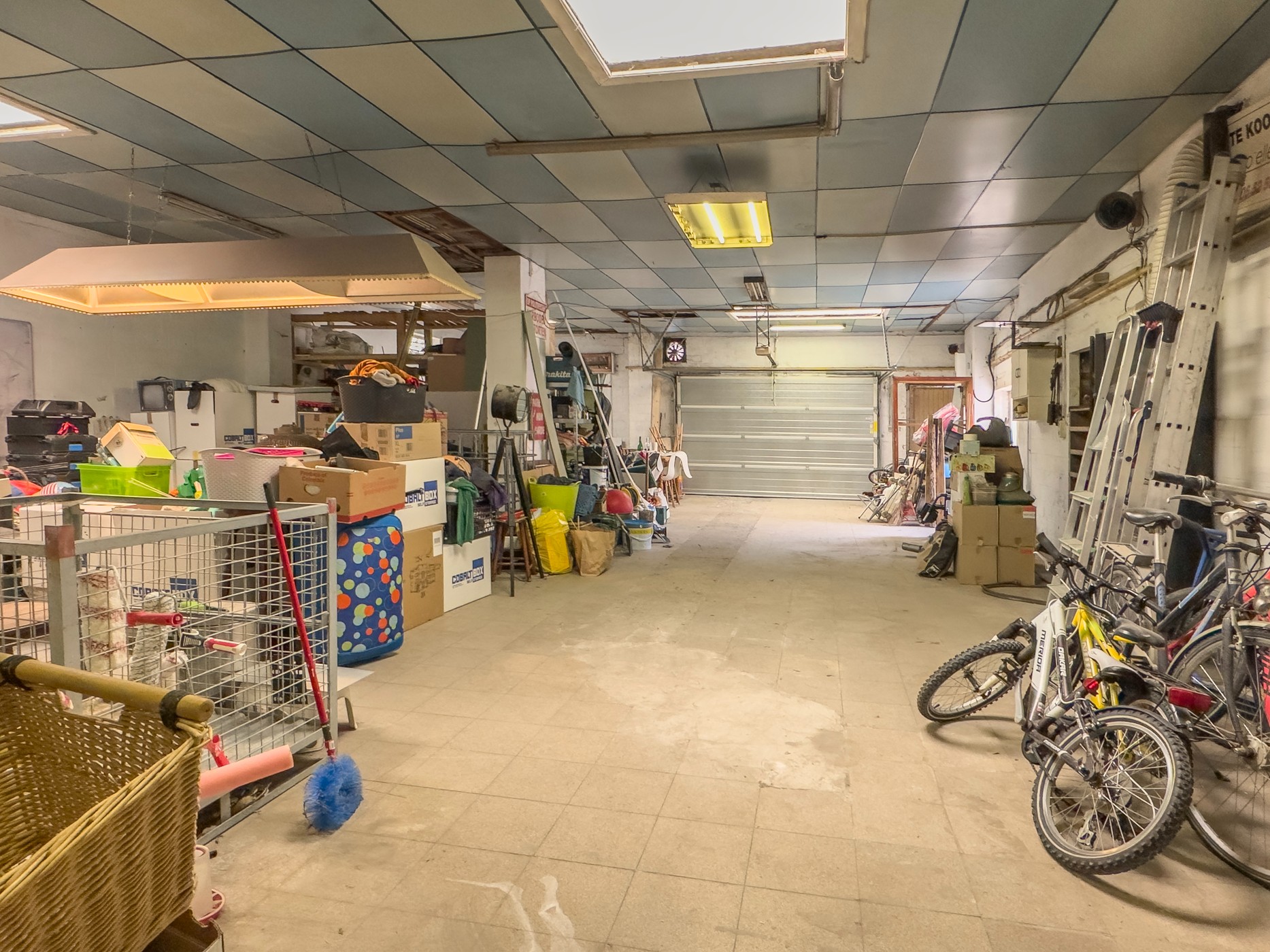 Woning met vier slaapkamers en loods van 150m² te Opstal! - foto 3