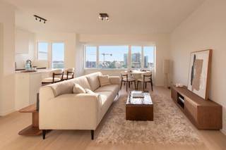 Prachtig gerenoveerd appartement te koop met een adembenemend open zicht en zicht op zee, in een verzorgde residentie, gelegen langs...