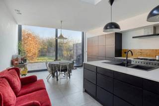 Are you looking for centrally located real estate with character? Then this authentically renovated mansion in Grobbendonk is just the thing for...