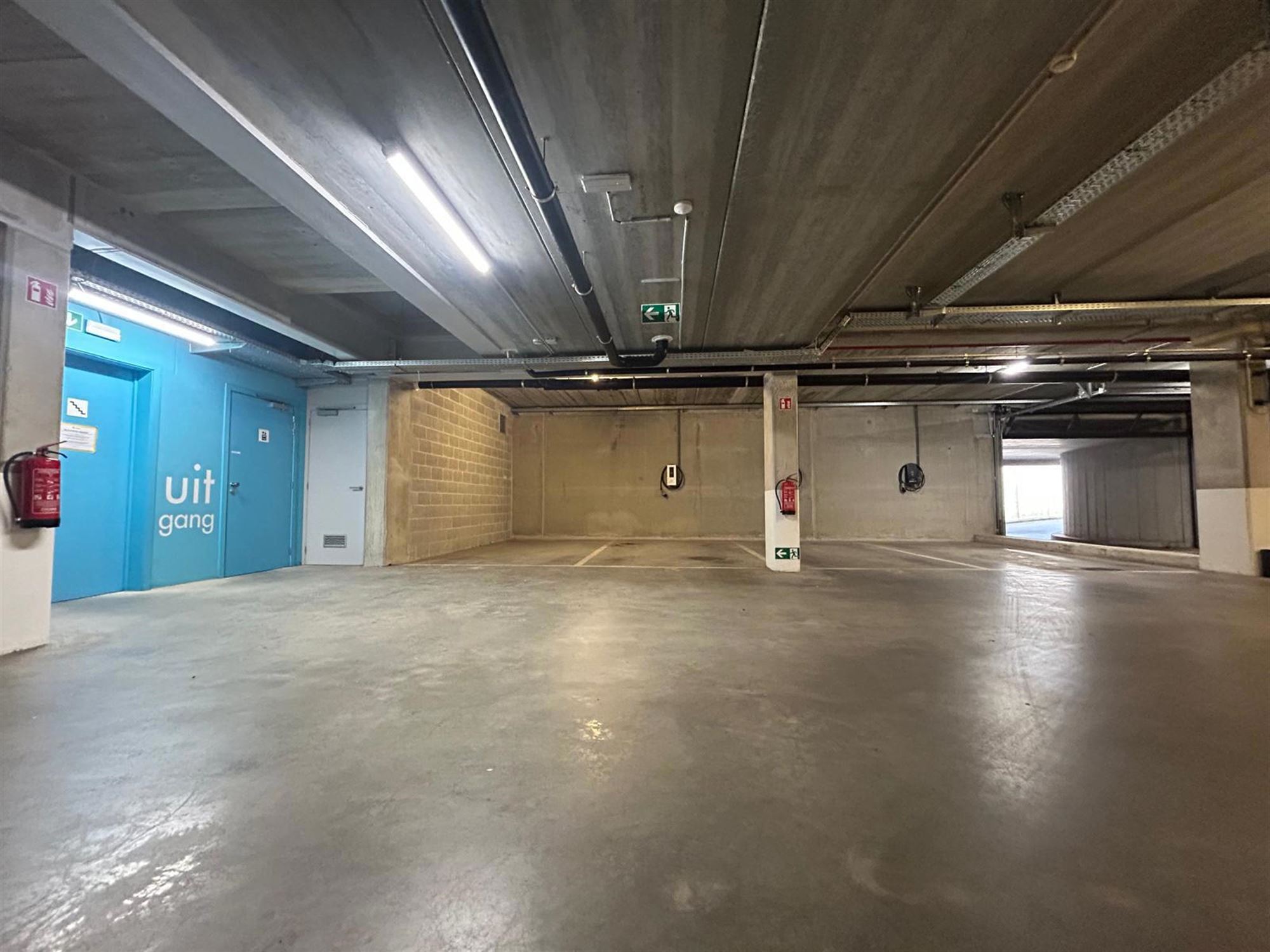 Parking souterrain R De Flint - photo 5