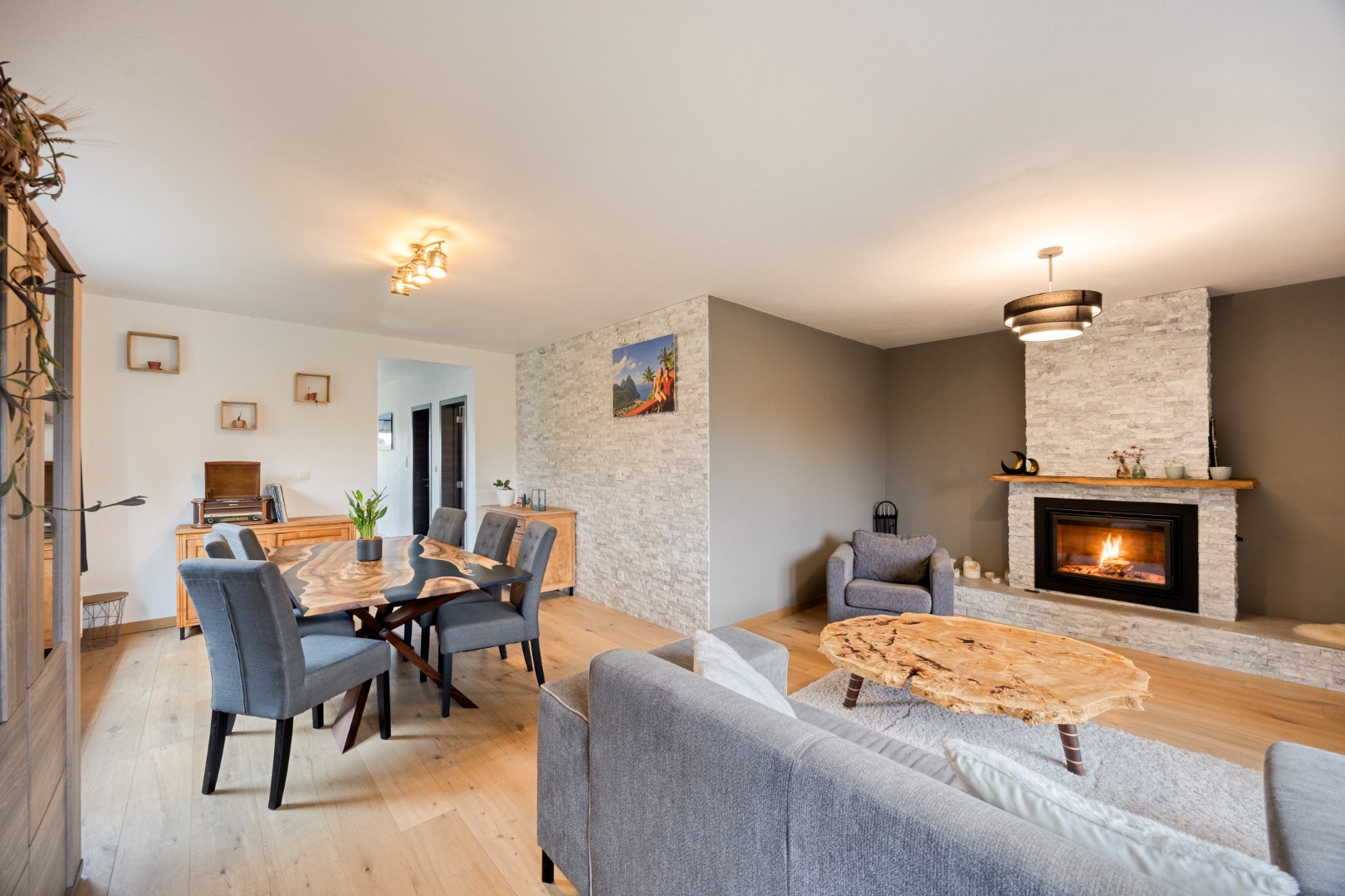 Open bebouwing met 4 slaapkamers, bureau, garage en prachtige tuin in Boutersem – EPC 158 kWh/m² - bewoonbare opp. 282 m² - foto 4