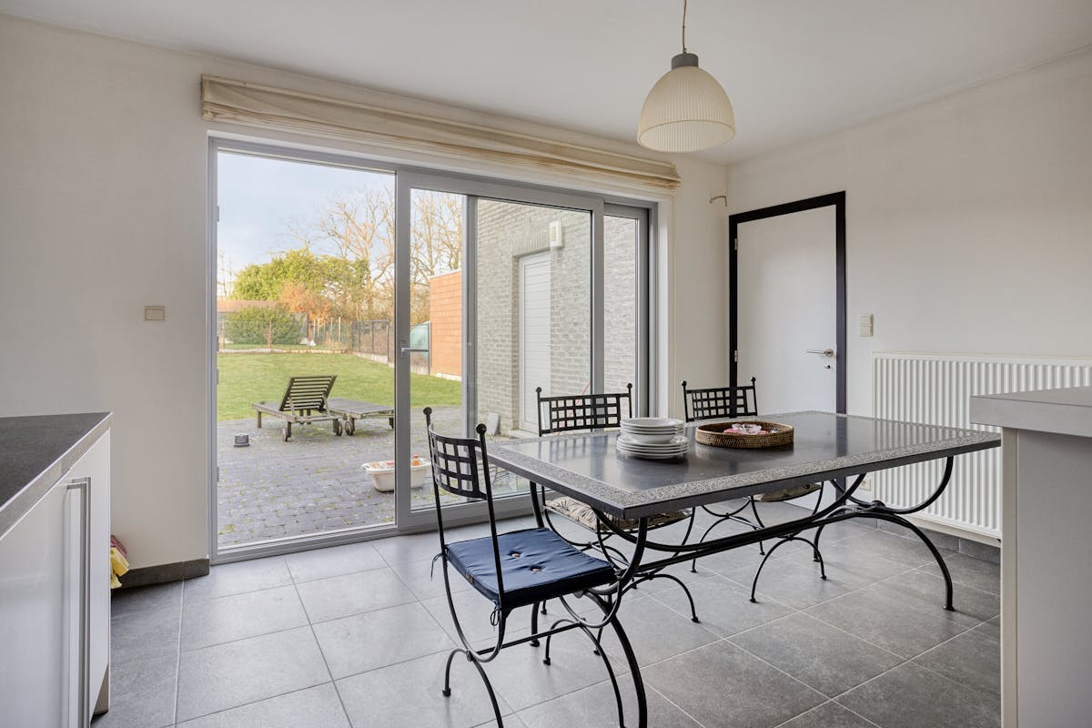 Maison familiale spacieuse et économe en énergie à vendre à Burcht - photo 5