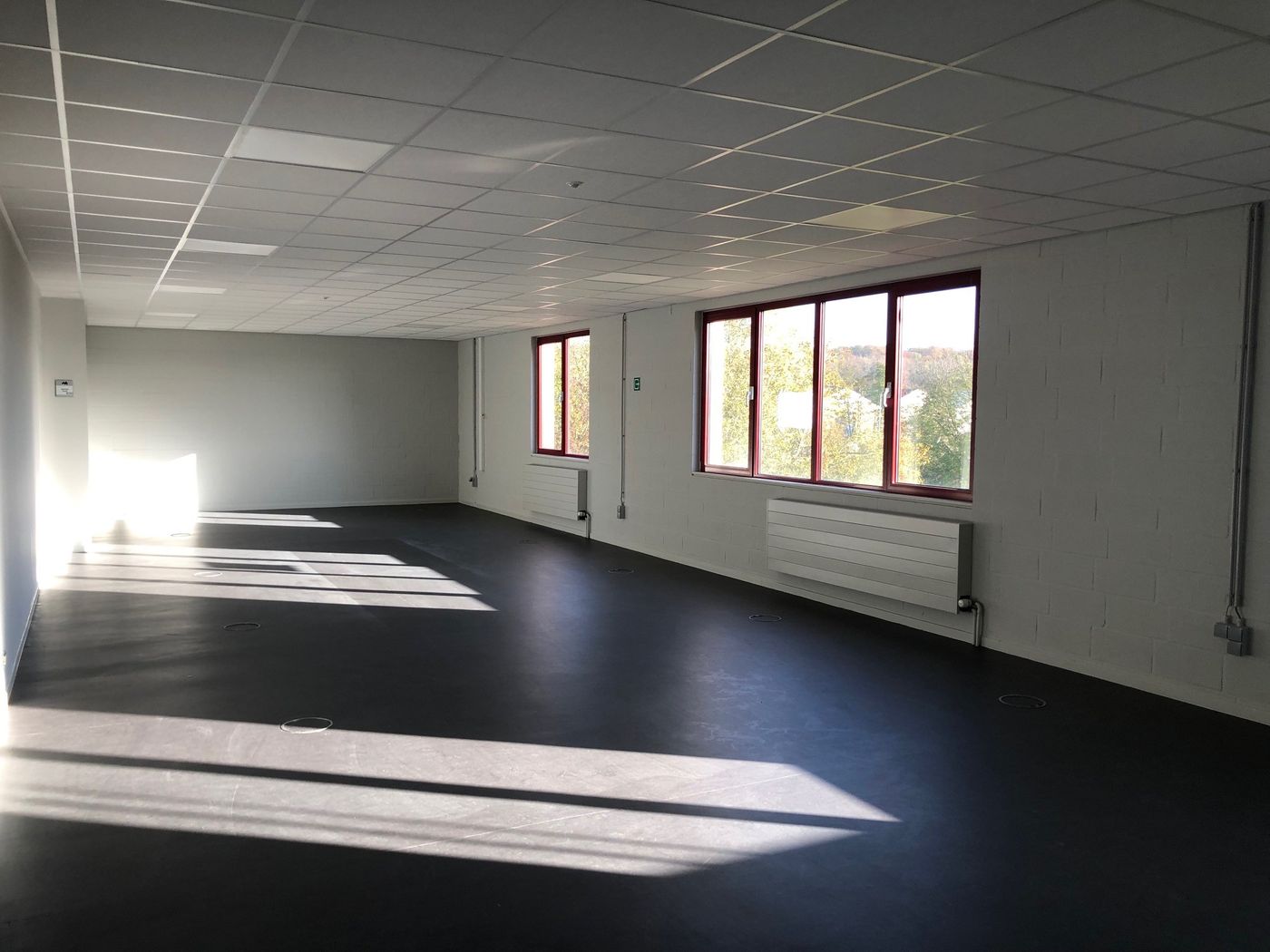 Kantoren van 581 m² met een uitstekende ligging te Zellik - photo 3