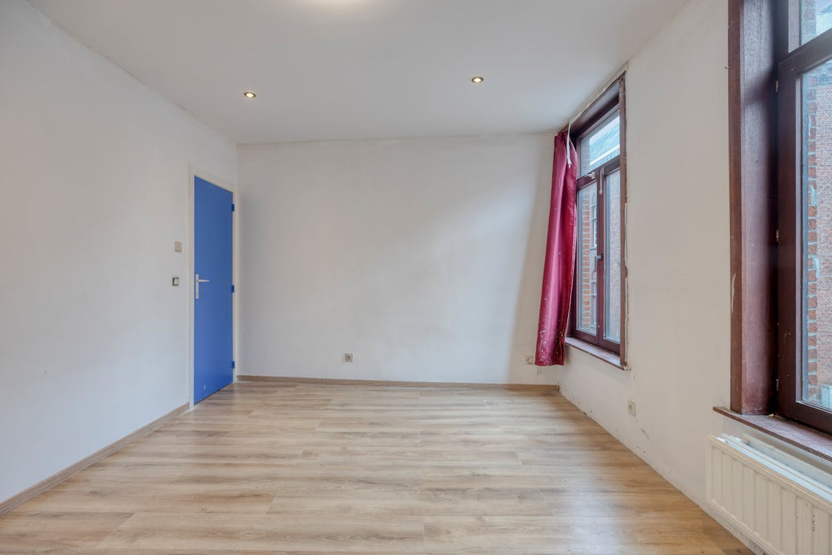 Te renoveren woning te koop in Brugge nabij de Vesten - foto 5