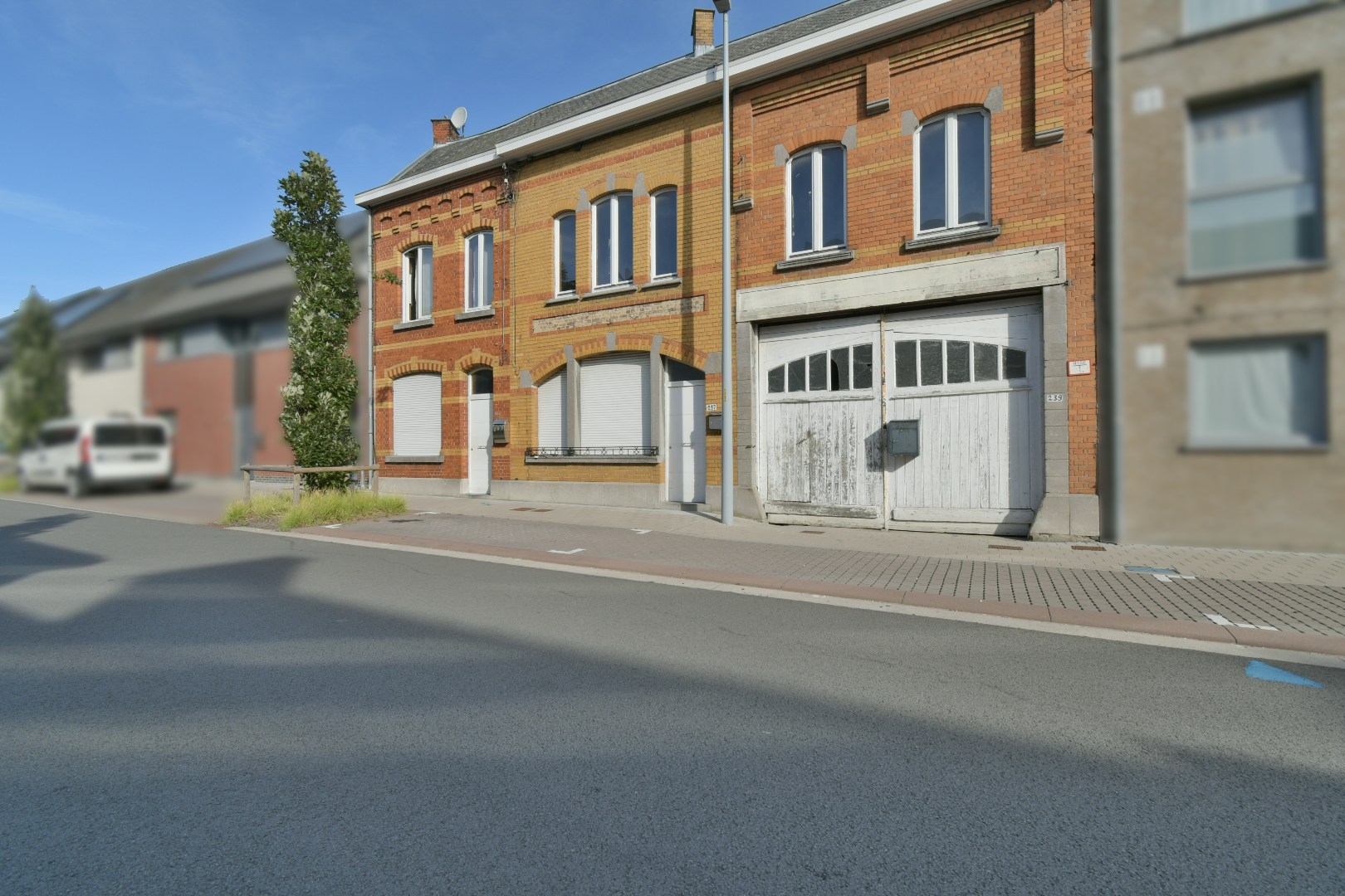 Te renoveren woningen met bijhorende loods! - foto 2