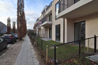 Dit nieuwbouw BEN 2-slaapkamerappartement is gunstig gelegen in Beveren, op wandelafstand van het centrum. Dankzij de centrale ligging en...
