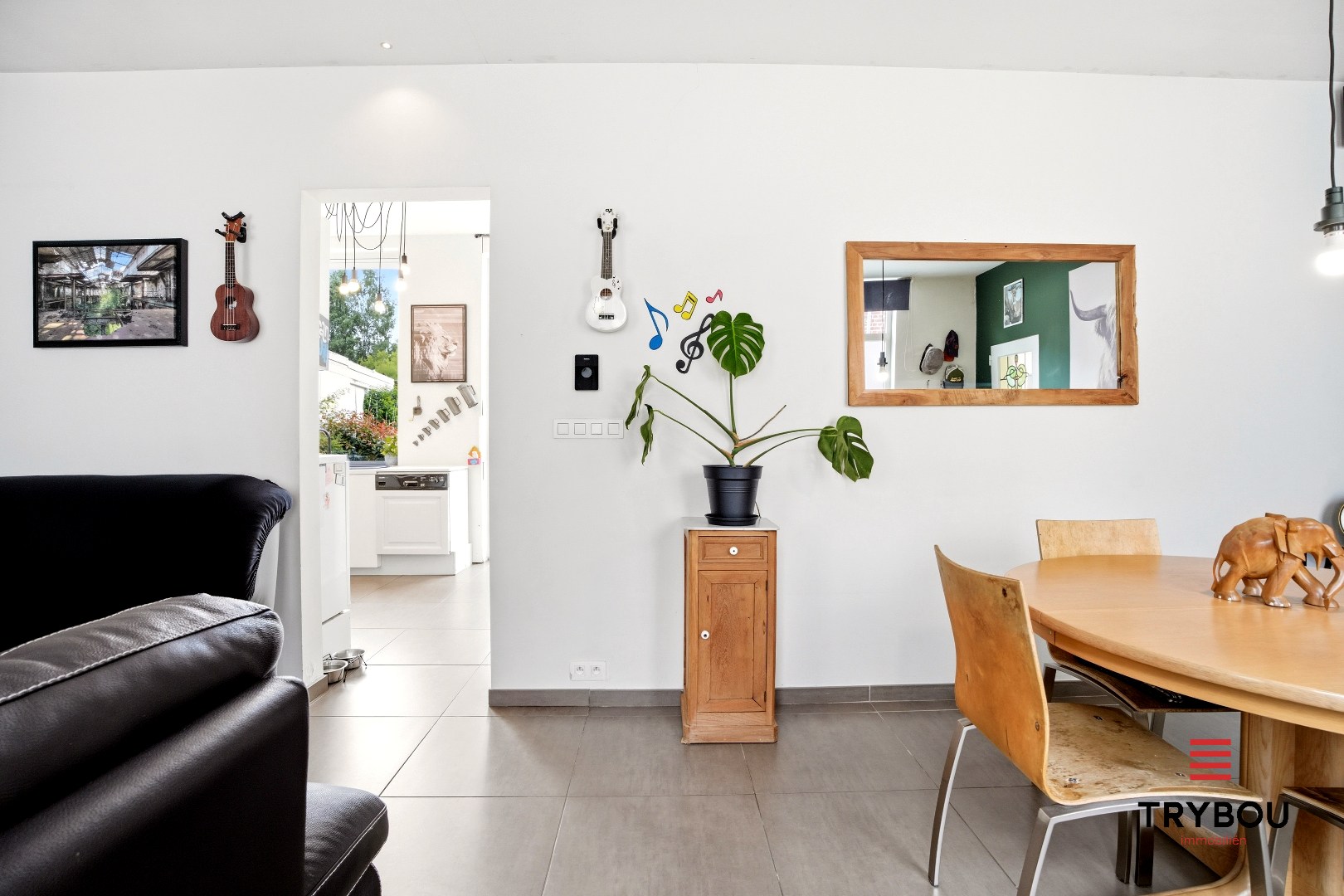 Instapklare woning met 4 slaapkamers te koop in het hartje van Poperinge! - foto 5