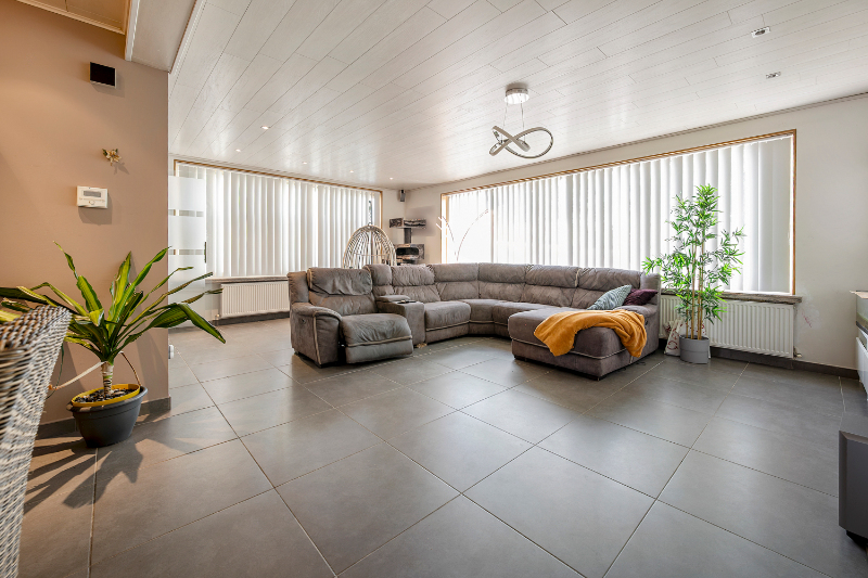 RUIME AANGENAME GEZINSWONING OP 700 M² GROND - photo 4