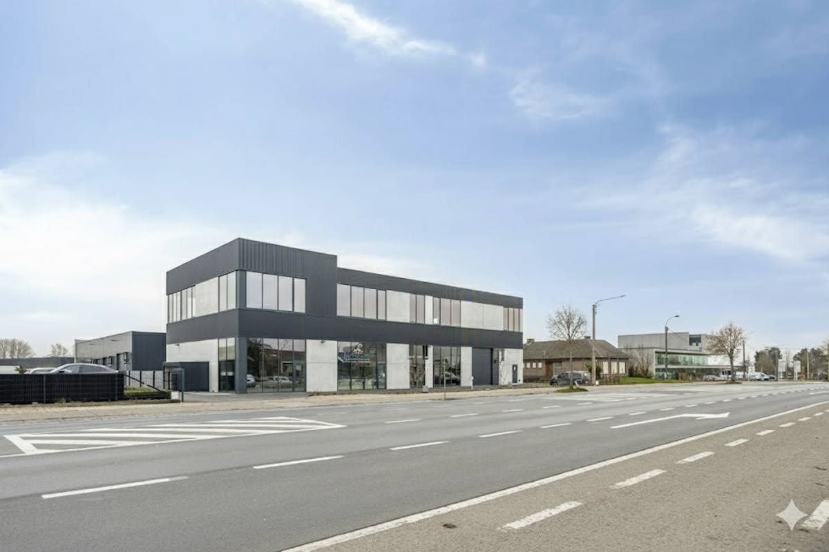 Nieuwbouwkantoor van ca. 684m² op commerciële ligging - foto 2