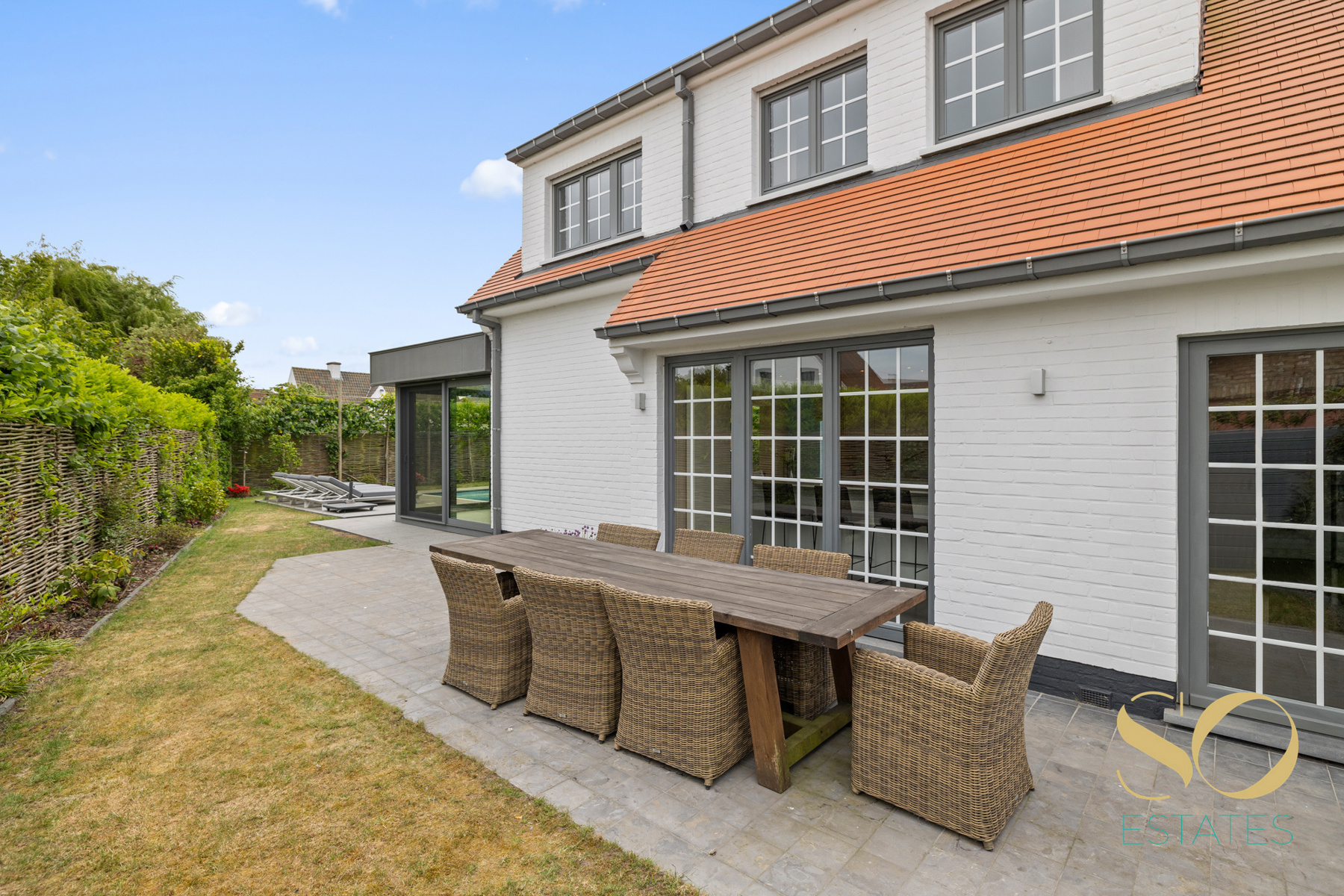 Volledig gerenoveerd - 4 slaapkamers - verwarmd zwembad - foto 4