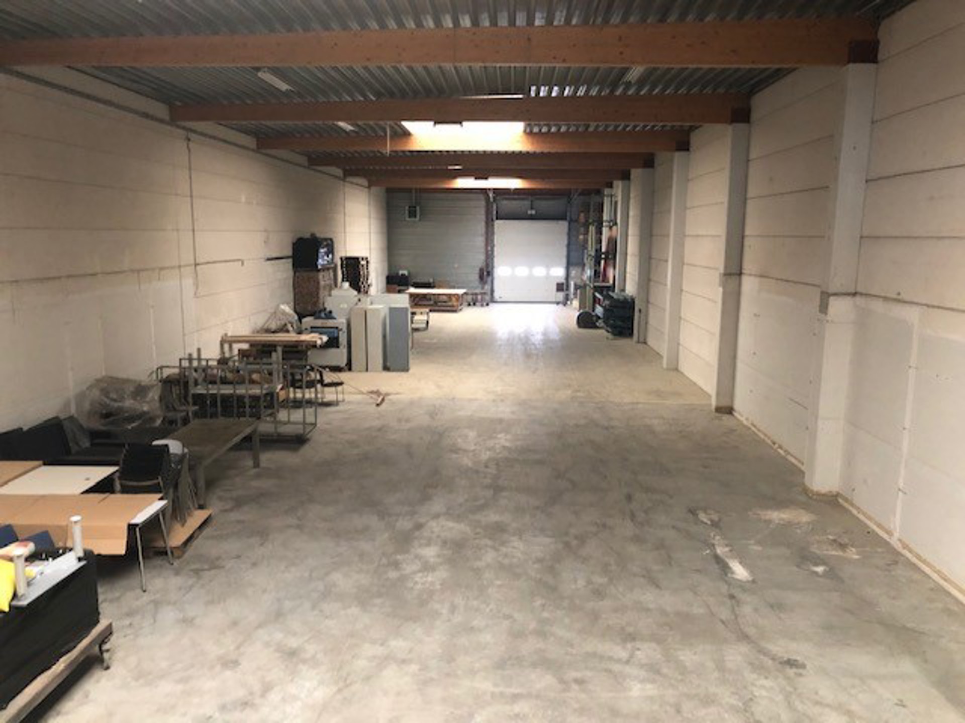  Unit 1  - Magazijn 545m² met kantoor te huur - foto 3