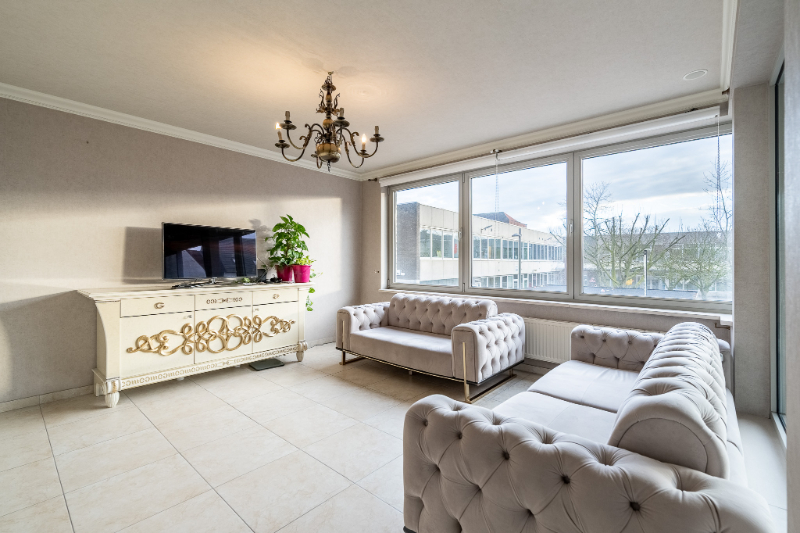 Ruim appartement (145m²) met 3 slaapkamers - foto 4