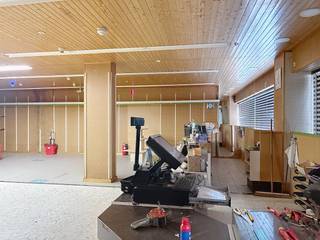 There is a commercial space on the ground floor. The entrance to the house is in the commercial area.This house consists of a ground floor with...