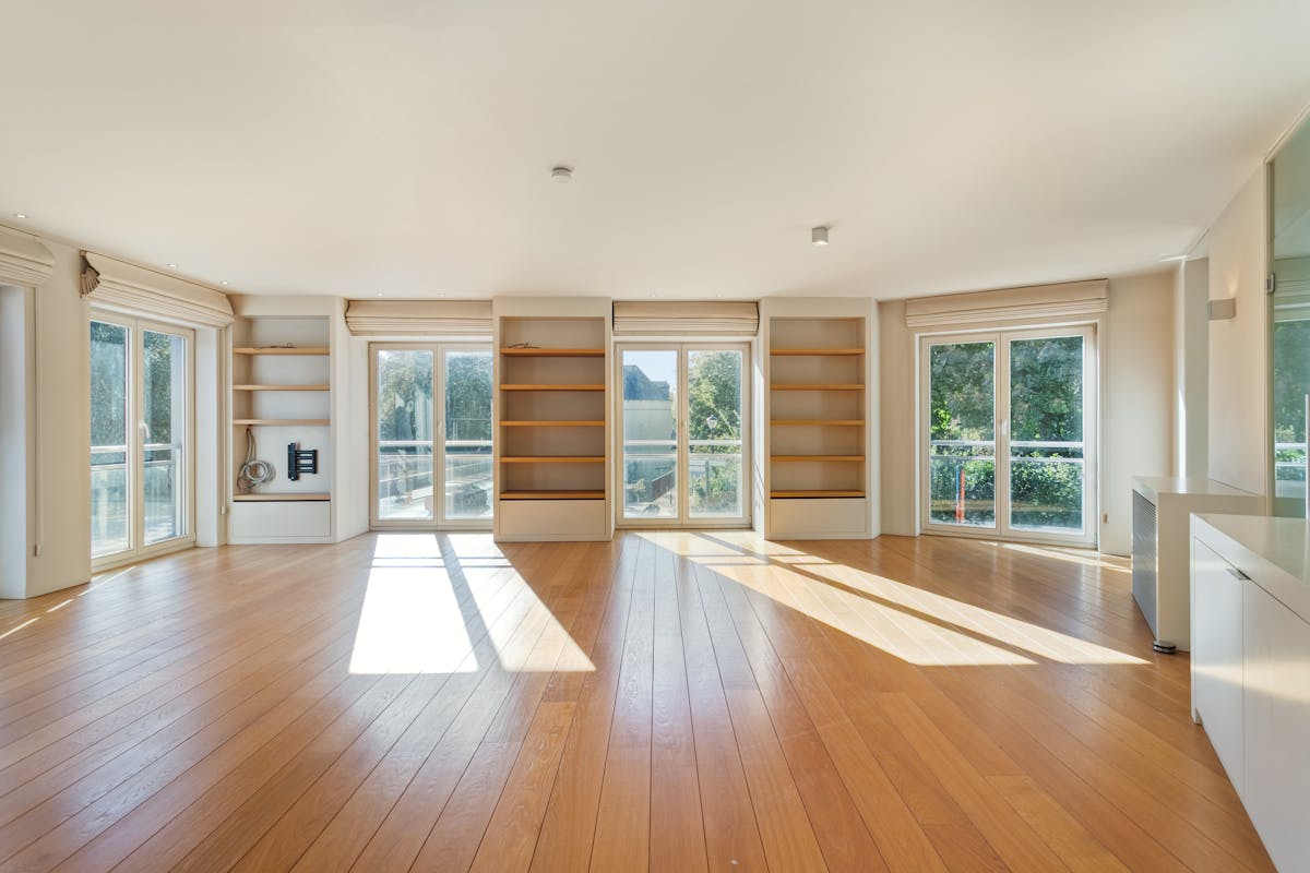 Apartment for sale (2 bedrooms) in a prime location near't Zand - photo 2