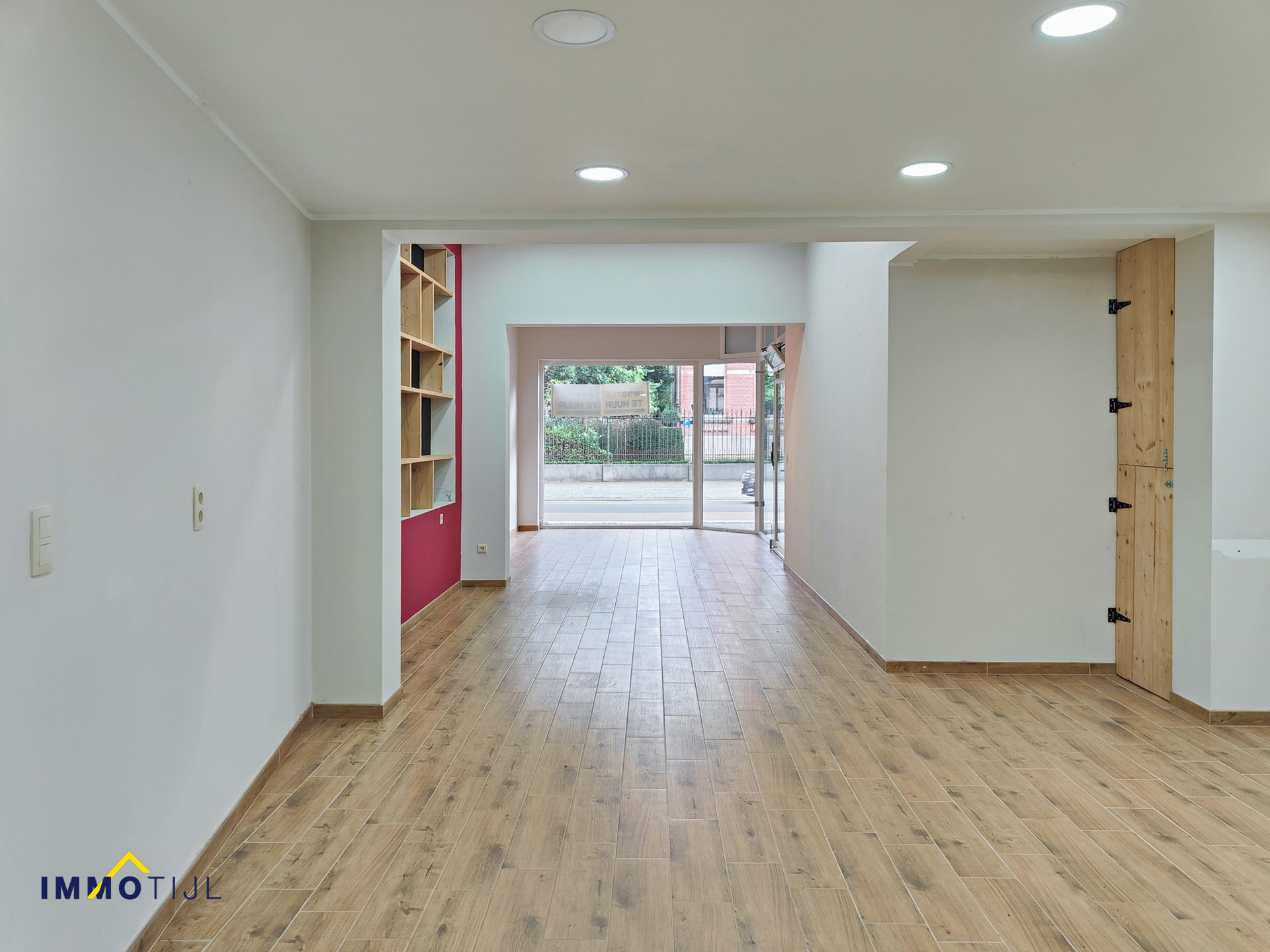 Winkelruimte te huur in centrum van Sint-Gillis. - foto 4