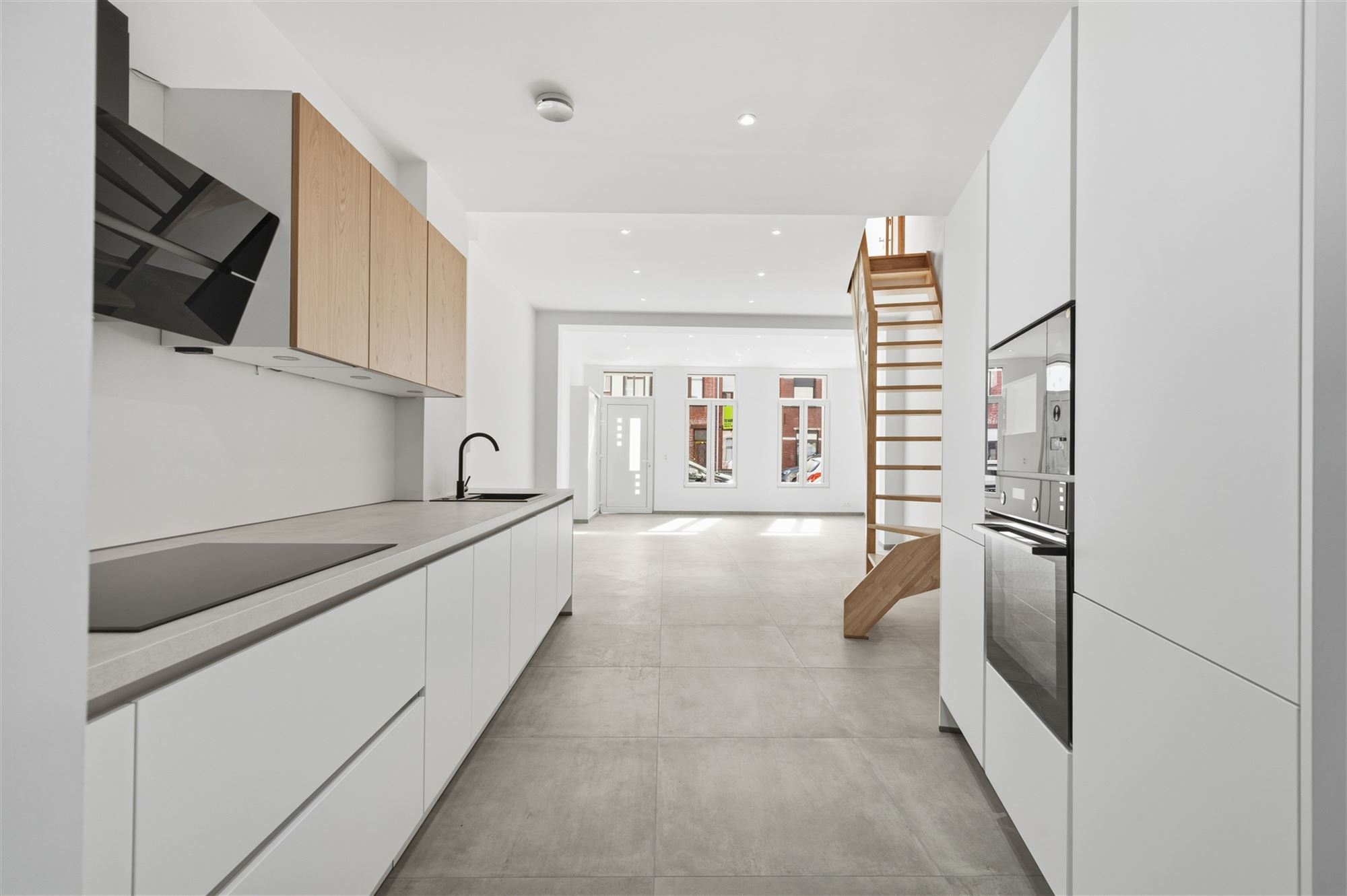 Vernieuwd en uiterst goed geïsoleerd huis met 4 kamers en buitenruimte - foto 5