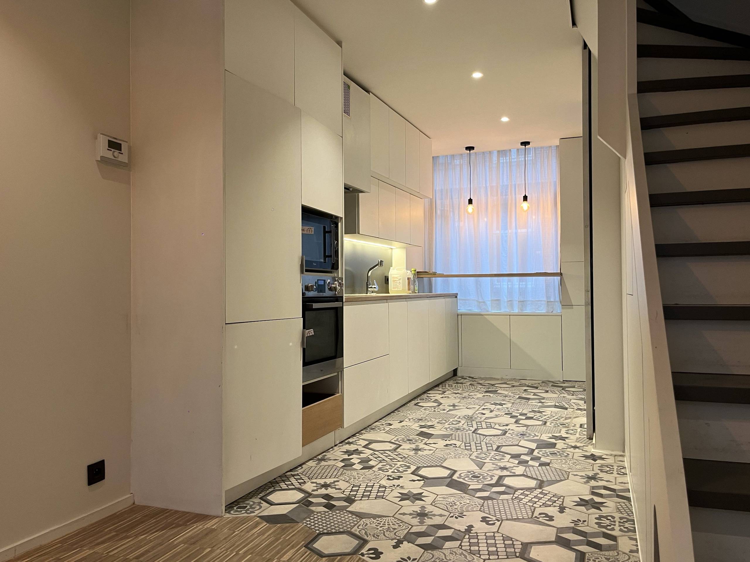 Instapklare stadswoning met garagebox op rustige locatie te centrum Brugge - foto 3