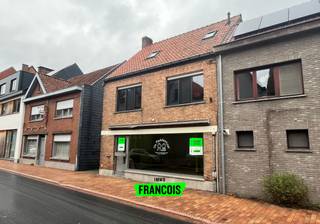 Commercial à vendre à Oostkamp