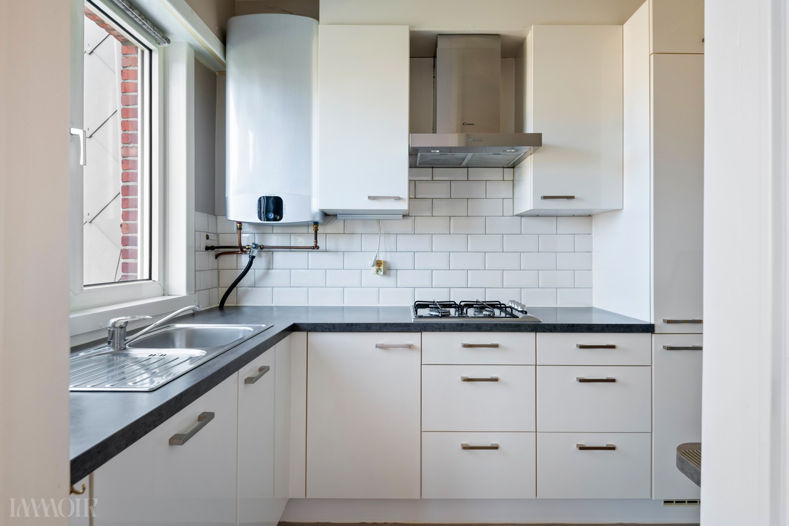 Residentieel gelegen eengezinswoning met garage en tal van mogelijkheden. - foto 5