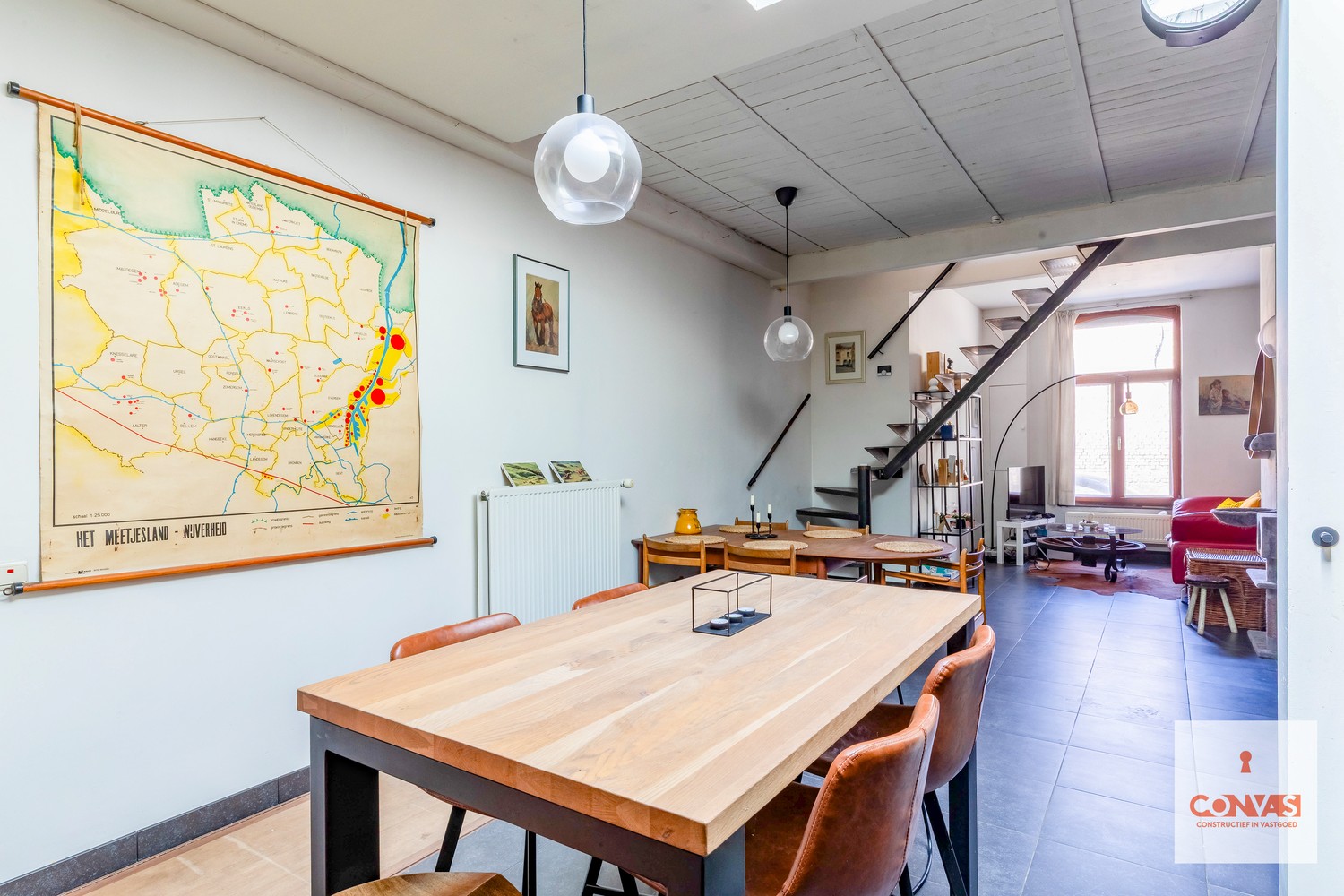 Woning met goede bereikbaarheid nabij het water - foto 3