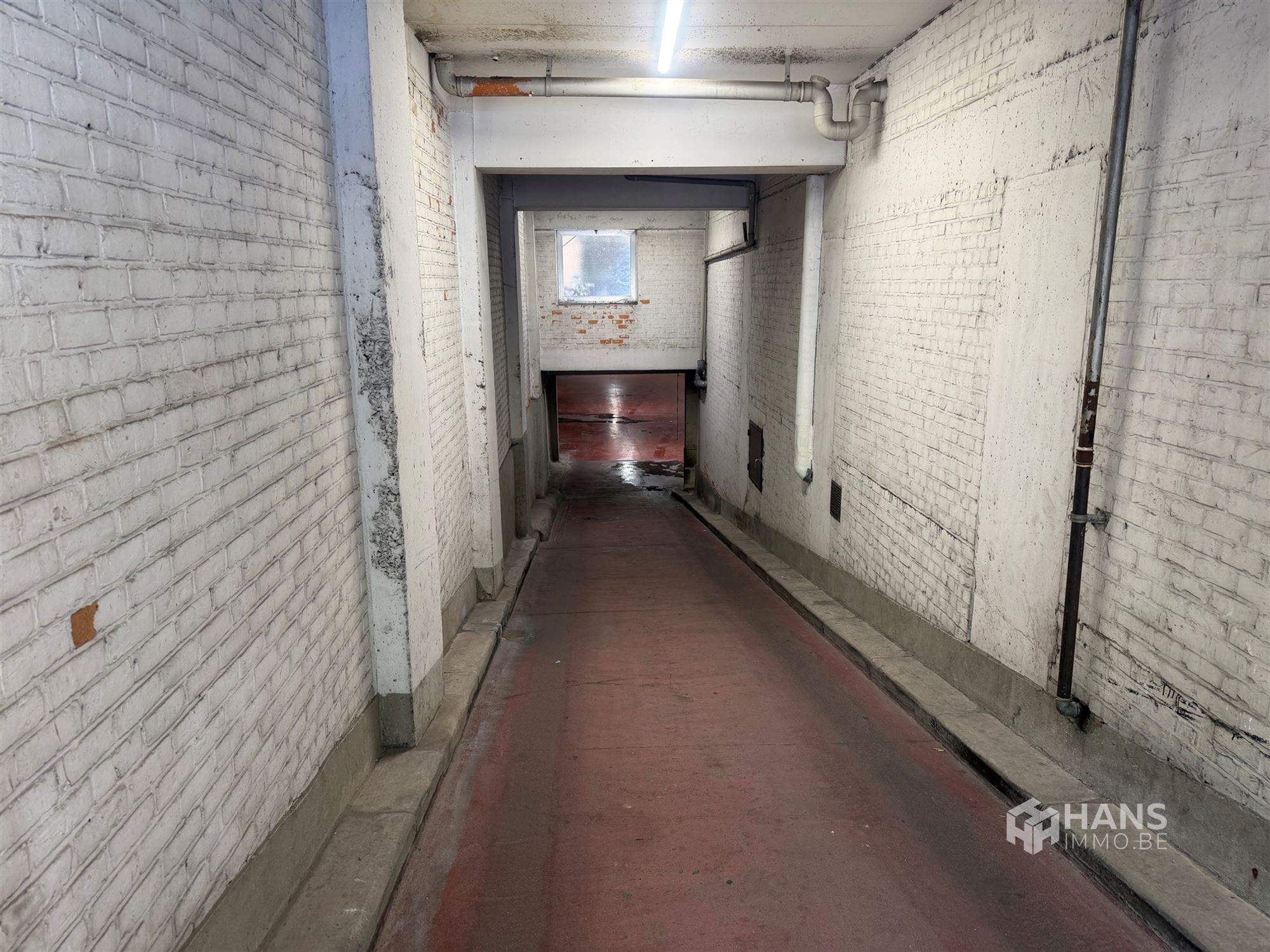 Overdekte autostaanplaats te koop in de Van Eycklei 42, 2018 Antwerpen - foto 5