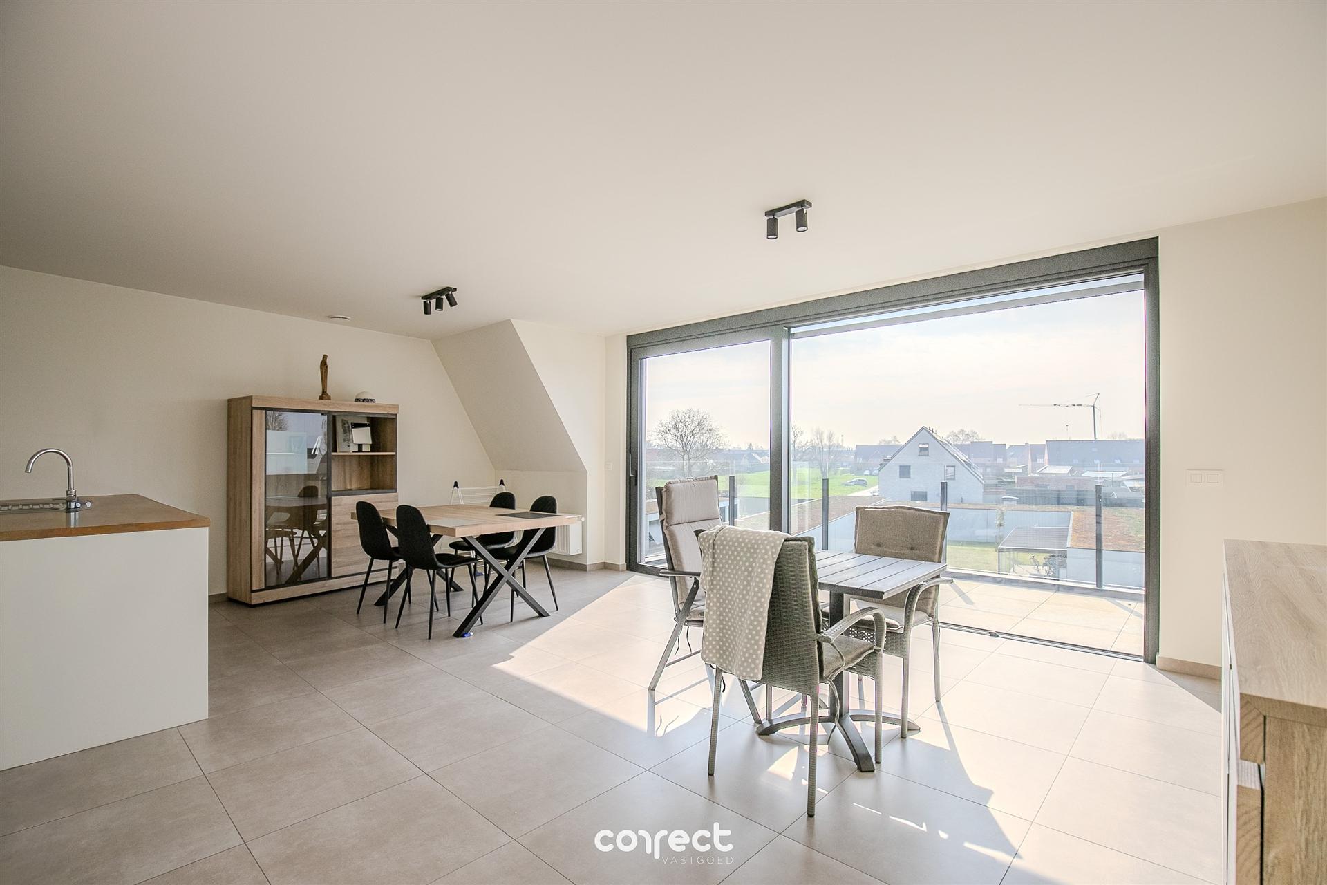 Apartment for sale in Eernegem with 2 bedrooms - photo 2