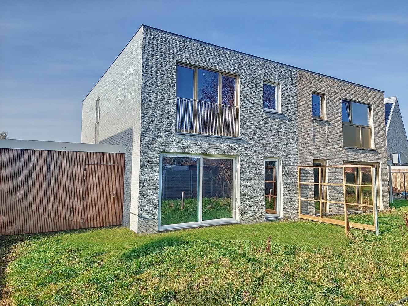 Energieneutrale woning in rustig gelegen woonwijk - foto 2