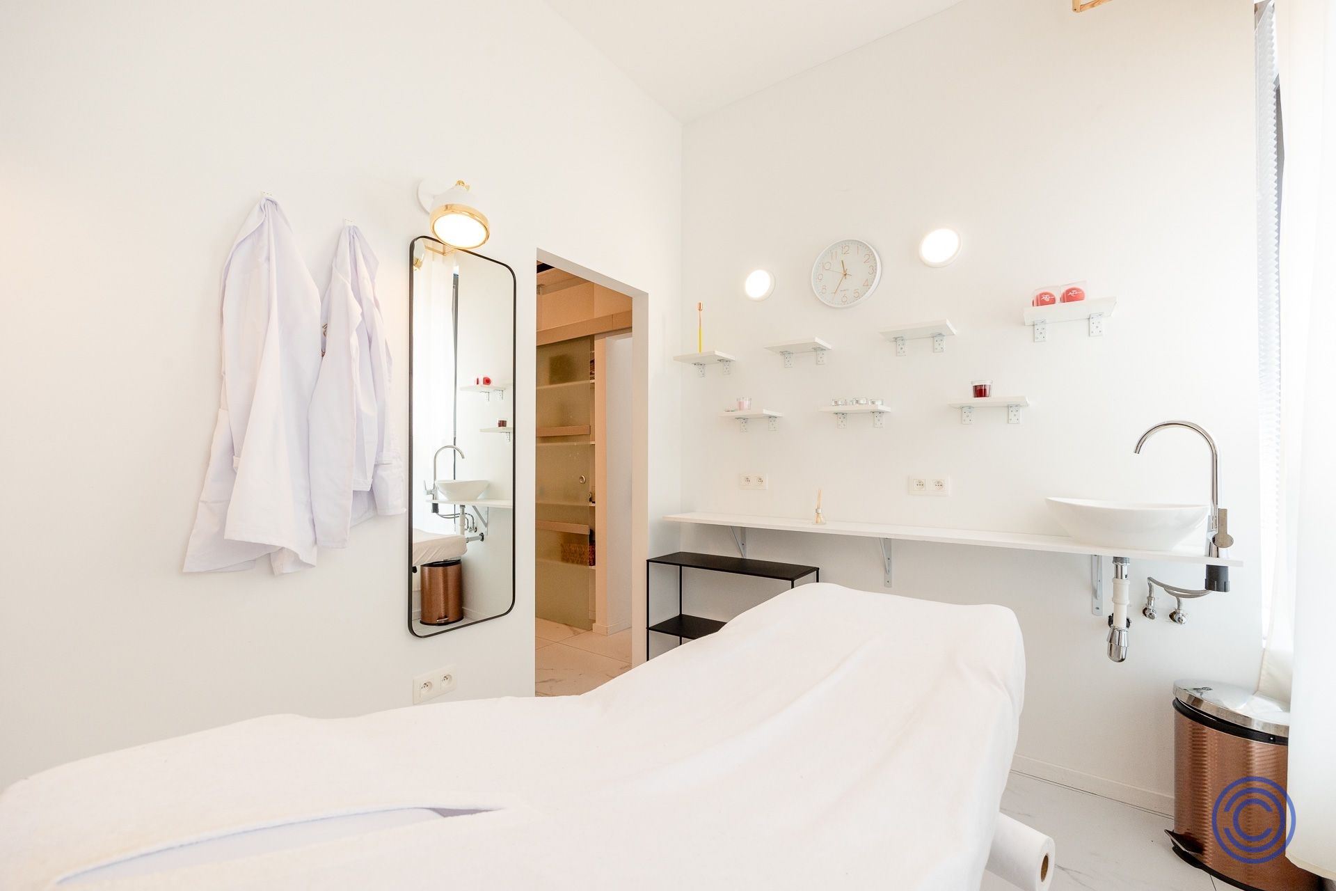 Instapklaar luxe schoonheidssalon met actief klantenbestand - foto 3
