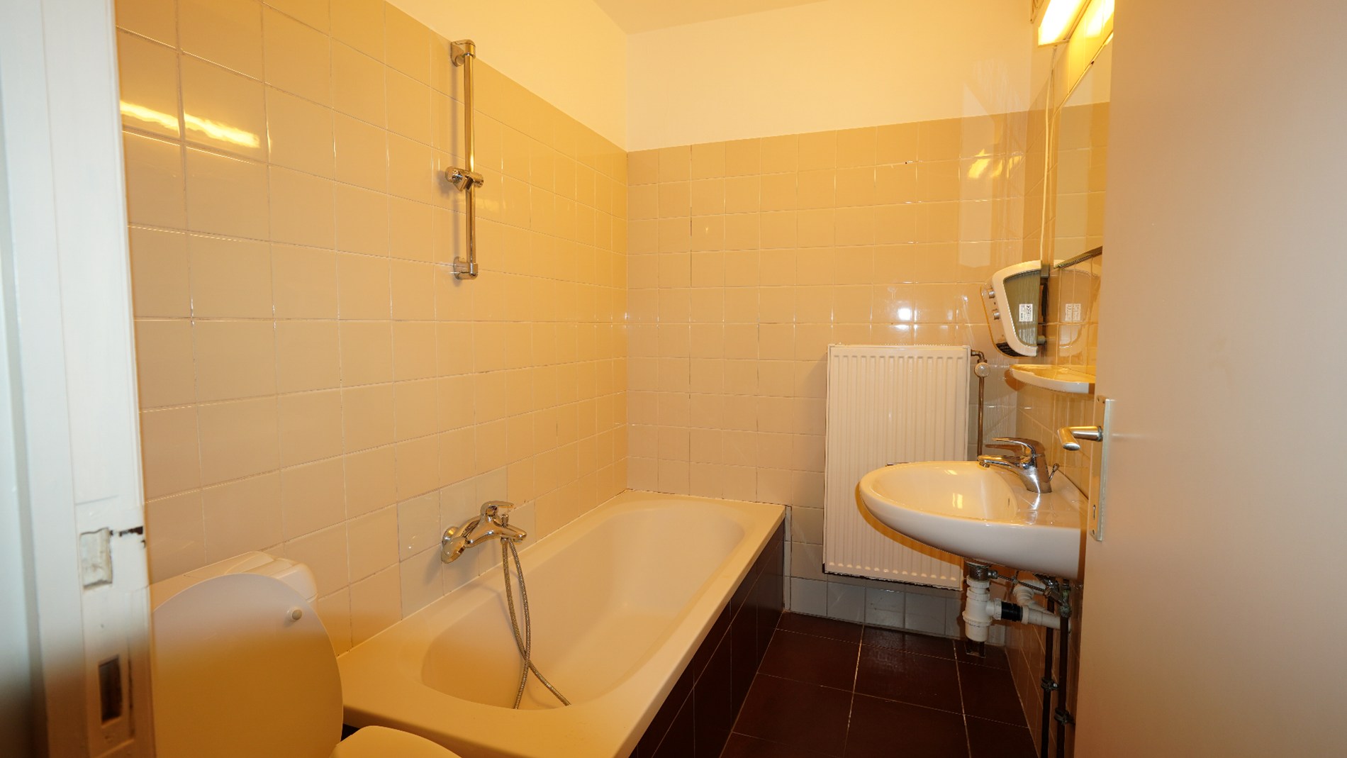 Gelijkvloers appartement met 2 slaapkamers en garage te Lokeren - foto 4