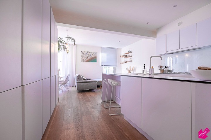 Gemeubeld nieuwbouwappartement op absolute toplocatie! - foto 2