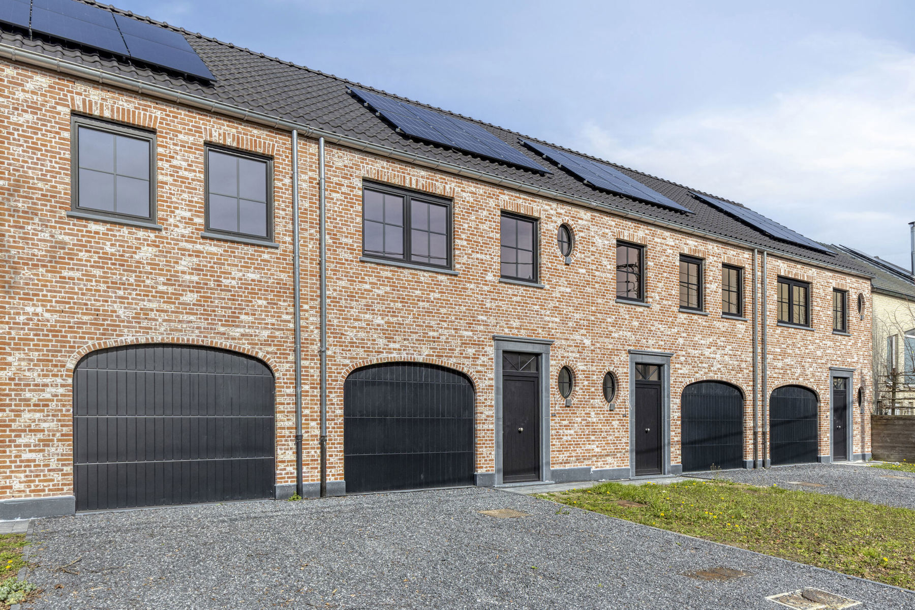 Nieuwbouwwoning met 3 slpks en garage in Lede - foto 1