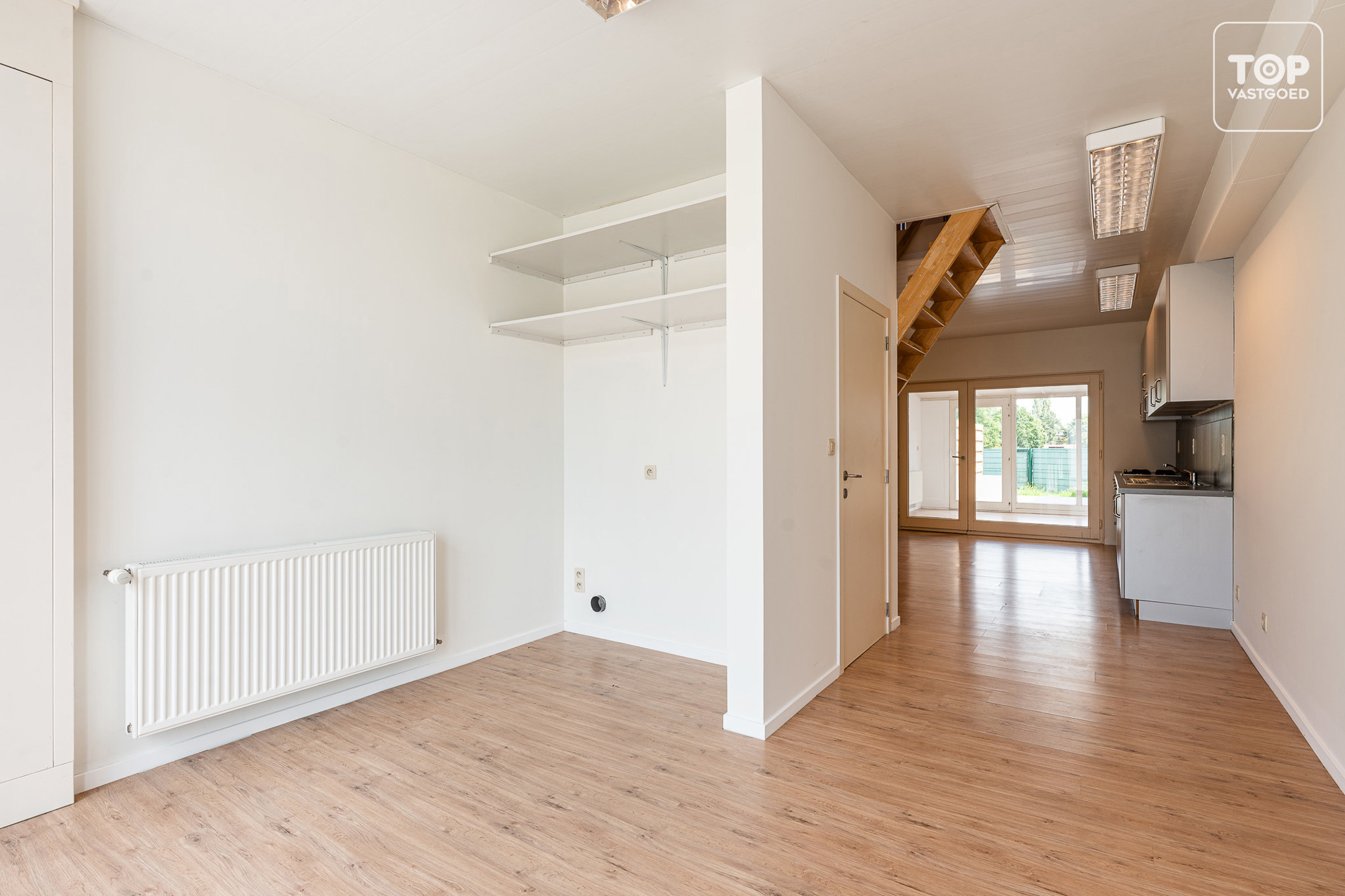 Instapklare woning met 3 slaapkamers en open zicht op de velden - foto 3