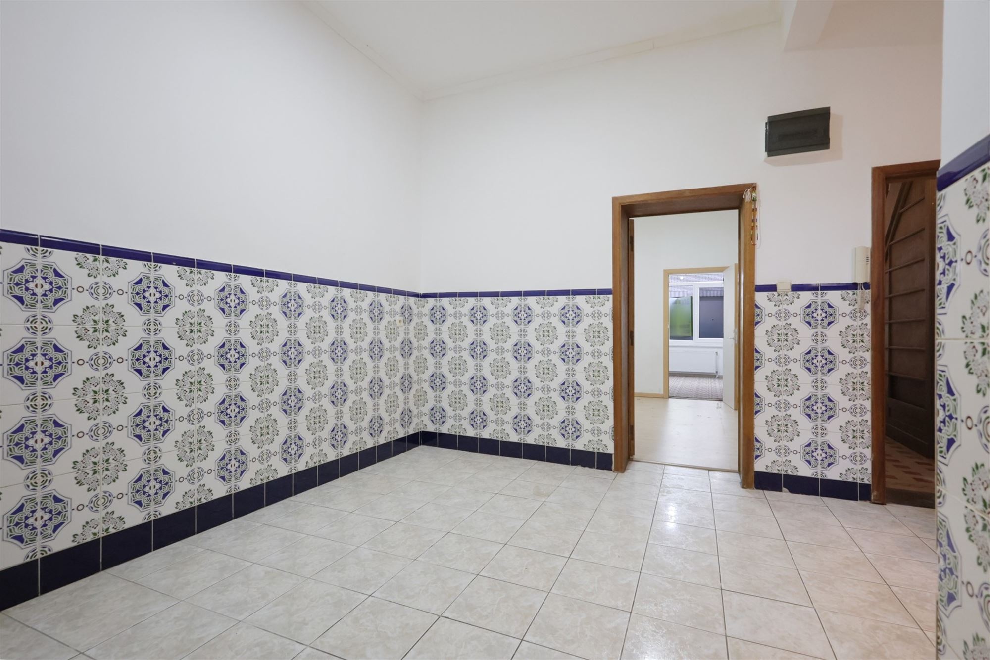 Apartment - photo 5