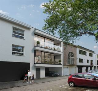 <p><span>1° VERDIEPING : een appartement aan de rand van het centrum van Brasschaat, de werken van deze prachtige NIEUWBOUW Residentie PARKHOF starten lente 2025. </span></p><p><span> </span></p><p><span>Kopen aan 6% btw op de constructies is hier mogelijk zowel voor enige/eigen woonst als voor investeerders (15j verhuur). Wij informeren u er graag over.</span></p><p><span> </span></p><p><span>In een modern gebouw met lift bevindt dit appartement zich op de 1</span><span><sup>ste</sup></span><span> verdieping.  Het omvat een inkomhal, gastentoilet, leefruimte met toegang tot het terras (8.5 m²) en een ingerichte open keuken voorzien van alle nodige toestellen, een berging met aansluiting voor wasmachine en droogkast, drie slaapkamers en twee ingerichte badkamers.  De indeling en afwerking wordt met u persoonlijk besproken, hiervoor zijn budgetten voorzien in het lastenboek.  De ondergrondse parking zorgt ervoor dat thuiskomen in alle comfort kan gebeuren, voorzien van ondergrondse autostaanplaatsen apart beschikbaar vanaf €25.000 en/of fietsstalling mogelijk vanaf 1.250€ per plaats. </span></p><p><span> </span></p><p><span>Luxueus wonen in een groene omgeving waar duurzaamheid voor opstaat, dit kan binnenkort in het centrum van Brasschaat waar twee aantrekkelijke gebouwen gestalte gaan geven aan het nieuwe woonproject Parkhof. In dit buitengewoon duurzame concept woont en geniet u van alle luxe in een zeer groene woonomgeving en overal dichtbij. Parkhof omvat 10 hoogwaardige appartementen, verdeeld over 2 woongebouwen. Aan de kant van de Bredabaan bevinden zich op het gelijkvloers 1 appartement en een notariaat. Op de verdiepingen komen telkens 2 appartementen met 2 of 3 slaapkamers, terwijl een groot penthouse de volledige dakverdieping inneemt. Aan de kant van de Oude Baan komt er 1 appartement op elk van de twee verdiepingen, met 2 en 3 slaapkamers. Dat betekent dat u hier uw intrek neemt in een woning met een uitzonderlijke gevelbreedte. Om het u makkelijk te maken, is er een toegankelijke ondergrondse parking voor wagens van verschillende afmetingen, eenvoudig bereikbaar via een rolstoel- en kinderwagenvriendelijke lift. </span></p><p><span> </span></p><p><span>Qua architectuur legt men de nadruk op moderne, doch tijdloze elegantie en op vlak van duurzaamheid en energieverbruik legt men de lat hier bijzonder hoog dankzij geothermie.  Het project hanteert strengere eisen dan wettelijk verplicht en houdt vooral rekening met de normen van morgen. Dit geeft u de zekerheid dat u gedurende lange tijd voldoet aan de regelgeving. Bovendien wordt uw energieverbruik een stuk budgetvriendelijker én blijft uw woning waardevast.  Voor de opwekking van warmte en de passieve koeling wordt een beroep gedaan op geothermie. Een BEO-veld, dat gebruik maakt van een ondergronds buizennetwerk, verwarmt uw woning tijdens koudere periodes en koelt ze af als het te warm wordt. Ook op vlak van isolatie is dit vooruitstrevend, dankzij de toepassing van ventilatiesysteem D. Verder gaat hier geen druppel water verloren het regenwater wordt namelijk slim herbenut voor diverse doeleinden.  En als dat nog niet voldoende is, vindt de zon onbelemmerd haar weg de appartementen, zo wordt u als bewoner de hele dag overspoeld door het natuurlijke licht.</span></p><p><span> </span></p><p><span>Parkhof bevindt zich aan de rand van het centrum van Brasschaat. In deze prikkelende omgeving vindt u alles wat u nodig hebt voor het leven van elke dag: winkels, supermarkten, scholen, administratie … Maar ook als u iets verder moet zijn, de Bredabaan biedt een vlotte verbinding met de E19.  Ondanks de centrale ligging woont u hier in een uitzonderlijk groene omgeving. Recht tegenover de site bevindt zich bijvoorbeeld het Park Van Brasschaat, maar ook het nabijgelegen Peerdsbos leent zich perfect tot onbeperkt genieten in het groen.  Brasschaat leeft! Een terrasje doen bij mooi weer, een lunch meepikken op restaurant, shoppen, een theatervoorstelling bijwonen? <br />Kortom, u bent van harte welkom om de plannen en mogelijkheden te bespreken, de ontspanningsmogelijkheden in de prachtige, klassevolle, comfortabele setting Parkhof zijn alvast legio.</span></p><p><span> </span></p><p><span>Prijzen zijn vermeld excl. kosten, registratie op de grondwaarde en btw op de constructiewaarde, notaris ereloon, aansluitingskosten nutsvoorziening.</span></p><p><span>Contacteer ons voor bijkomende info of plan alvast bij ons op kantoor uw afspraak! <span>www.buytaertimmo.be</span></span></p><p><span> </span></p>
