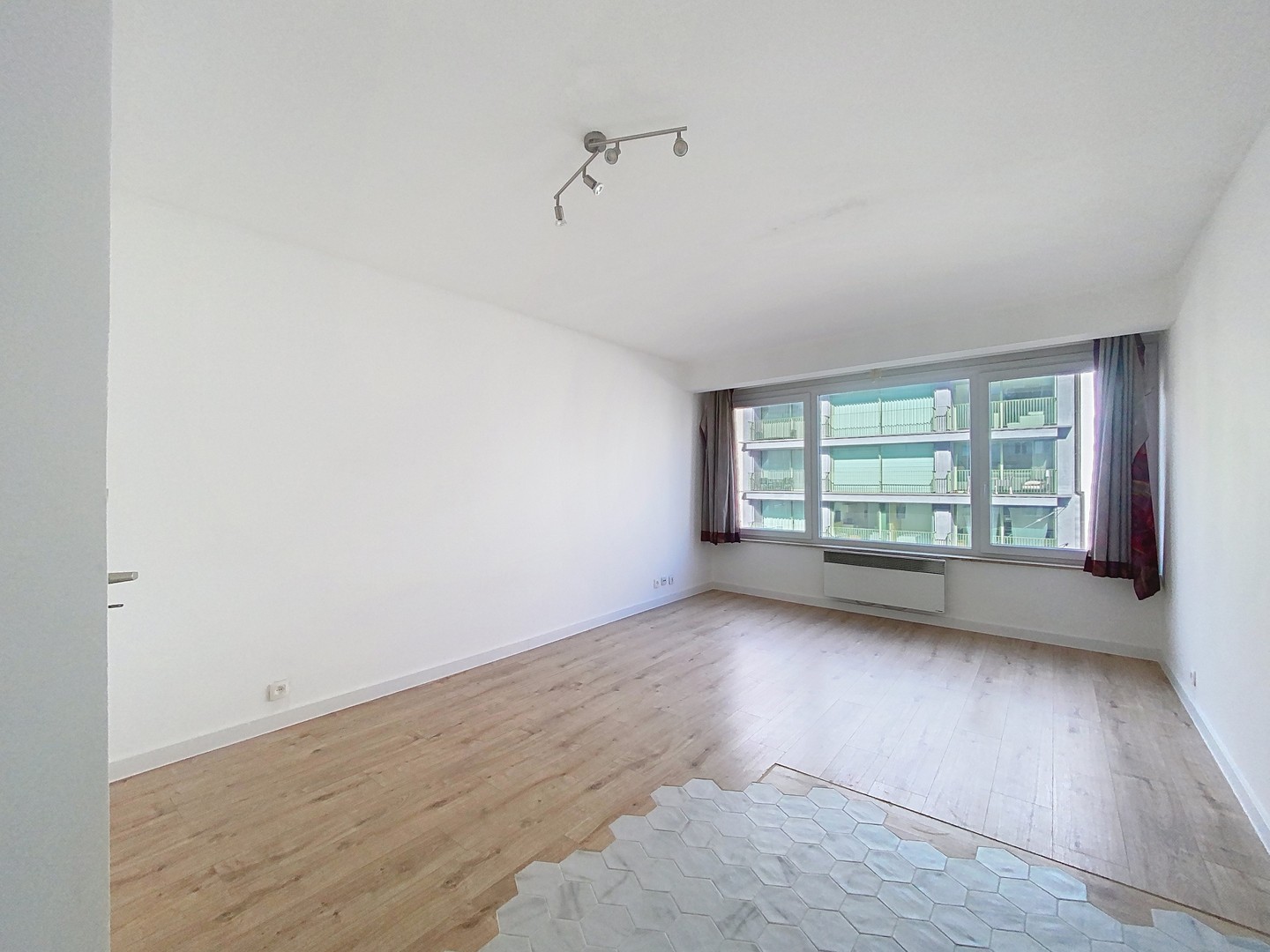 Gerenoveerde studio nabij het strand van Oostduinkerke! - foto 5