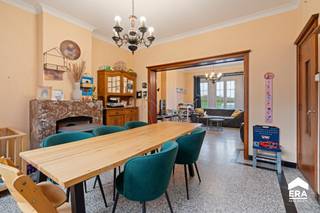 De vraagprijs is een vanafprijs, u kan bieden vanaf dit bedrag. Elk bod wordt onmiddellijk overgemaakt aan de eigenaars.Te koop: ruime open bebouwing...