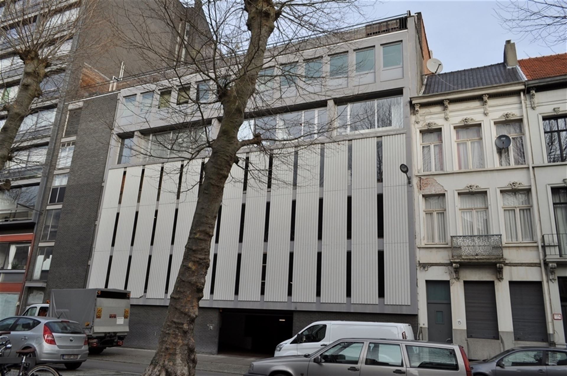 Garage à louer à Anvers - photo 1