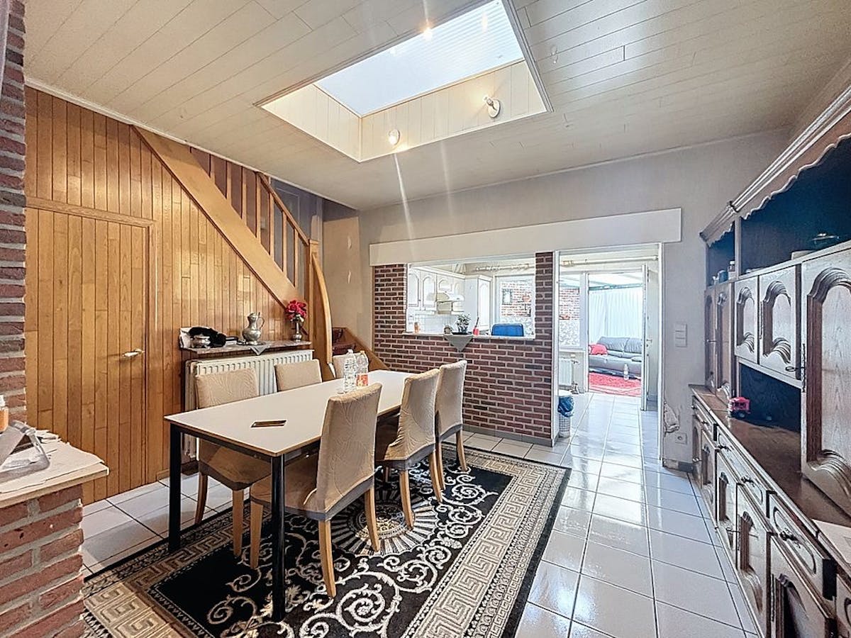 Ruime gezinswoning met diepe tuin in centrum Wuustwezel - foto 5