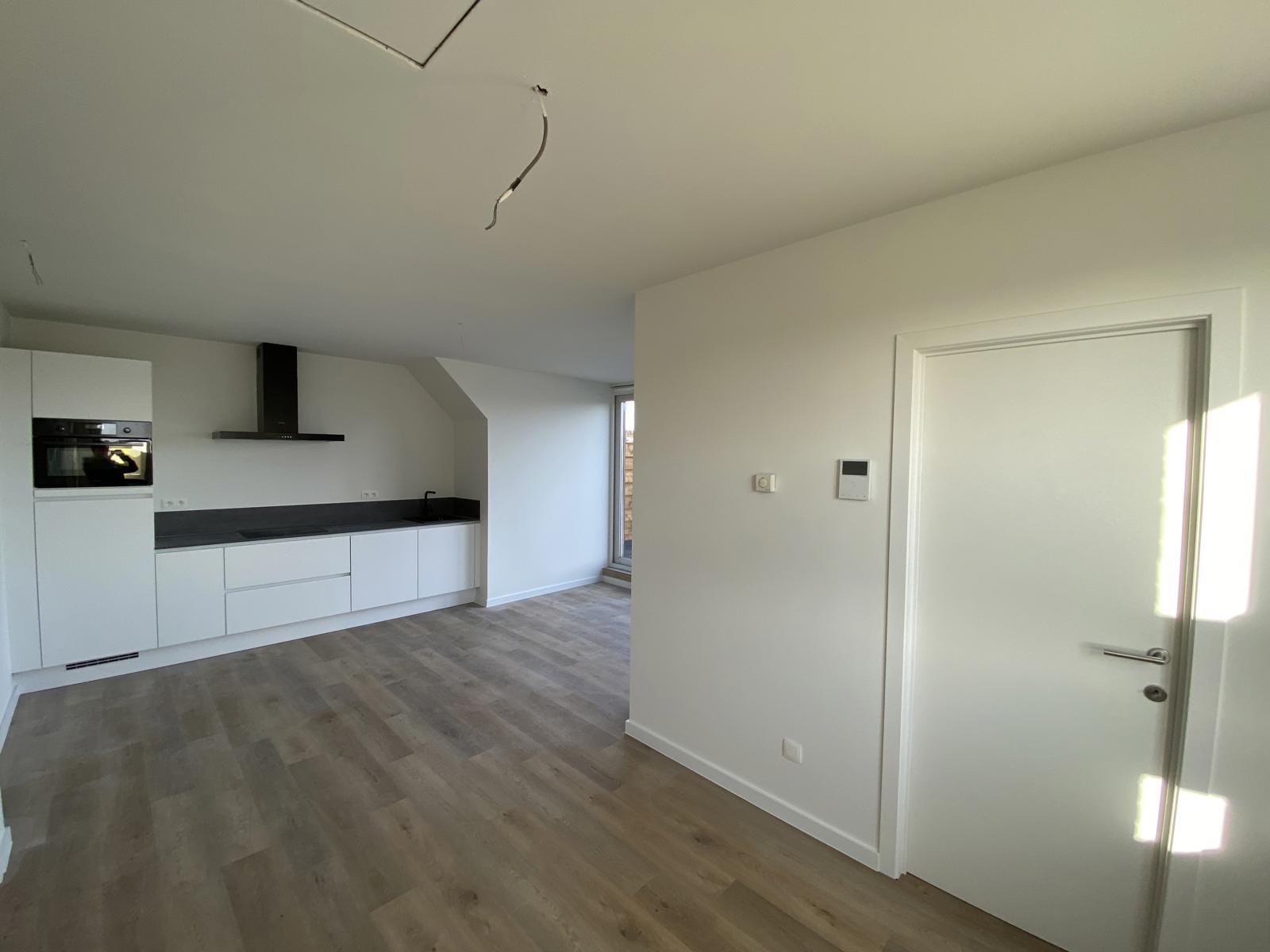 Prachtig gerenoveerd dakappartement op een toplocatie - foto 2