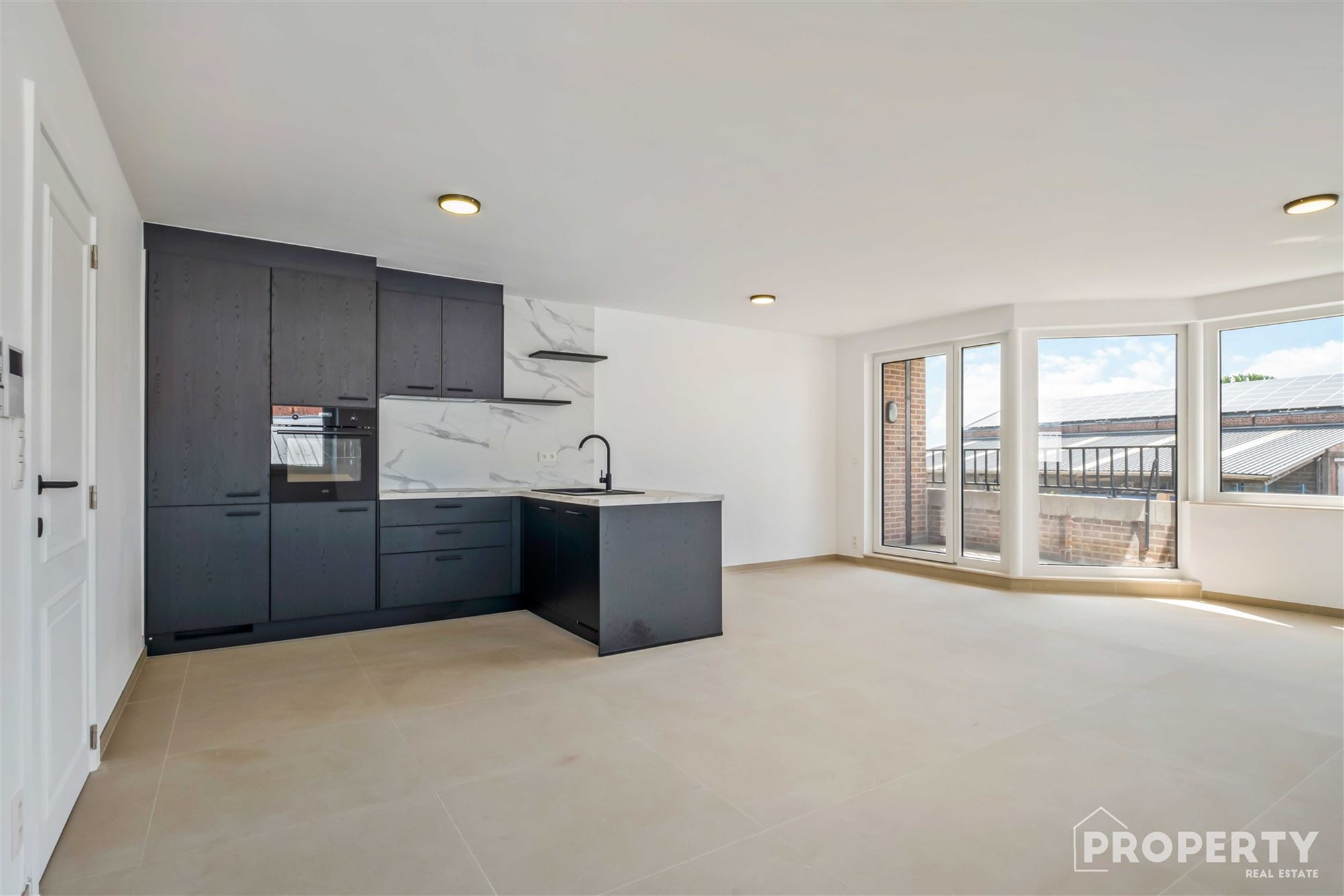 Instapklaar appartement op het eerste verdiep - foto 1