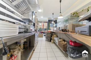 TE KOOP: ruime woning in het hart van Roeselare, op wandelafstand van het treinstation, scholen en openbaar vervoer.Deze gerenoveerde woning (EPC B,...