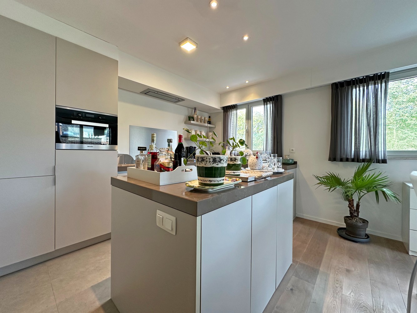 Appartement à louer à S Gravenwezel avec 2 chambres - photo 3