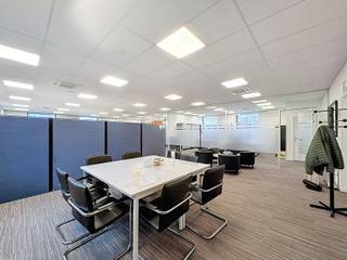 Te huur: modern kantoor in Strombeek-Bever, gelegen aan de Kleinewinkellaan, op een strategische locatie vlak bij de op- en afritten van de...