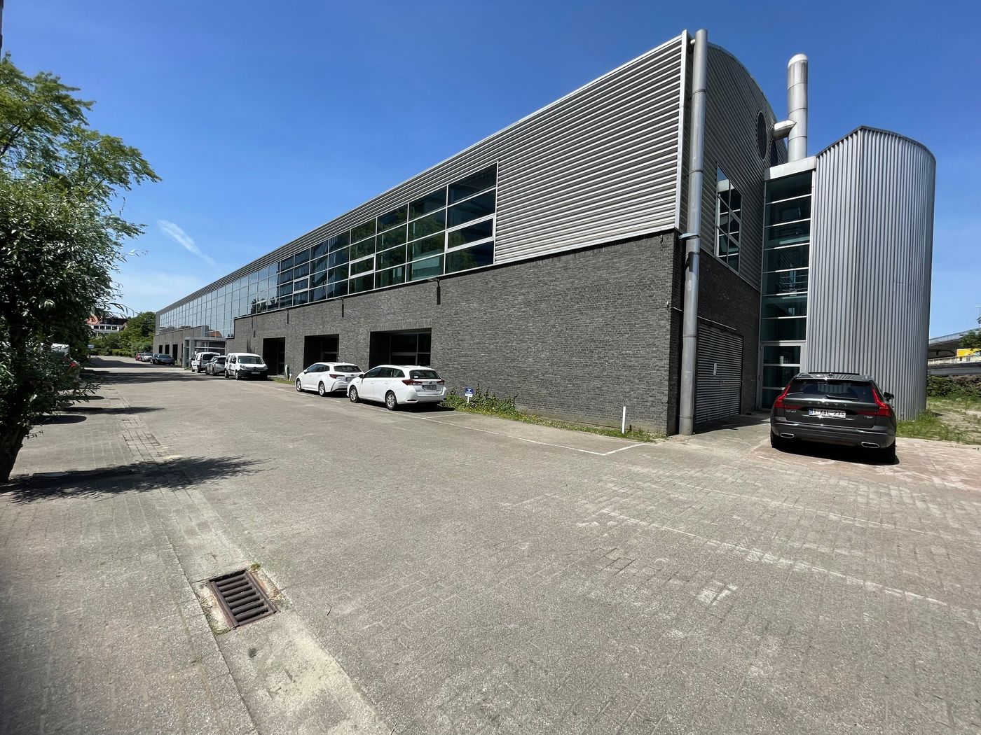 Magnifieke kantoren van 1.087 m² op een TOPlocatie in Gent - foto 1