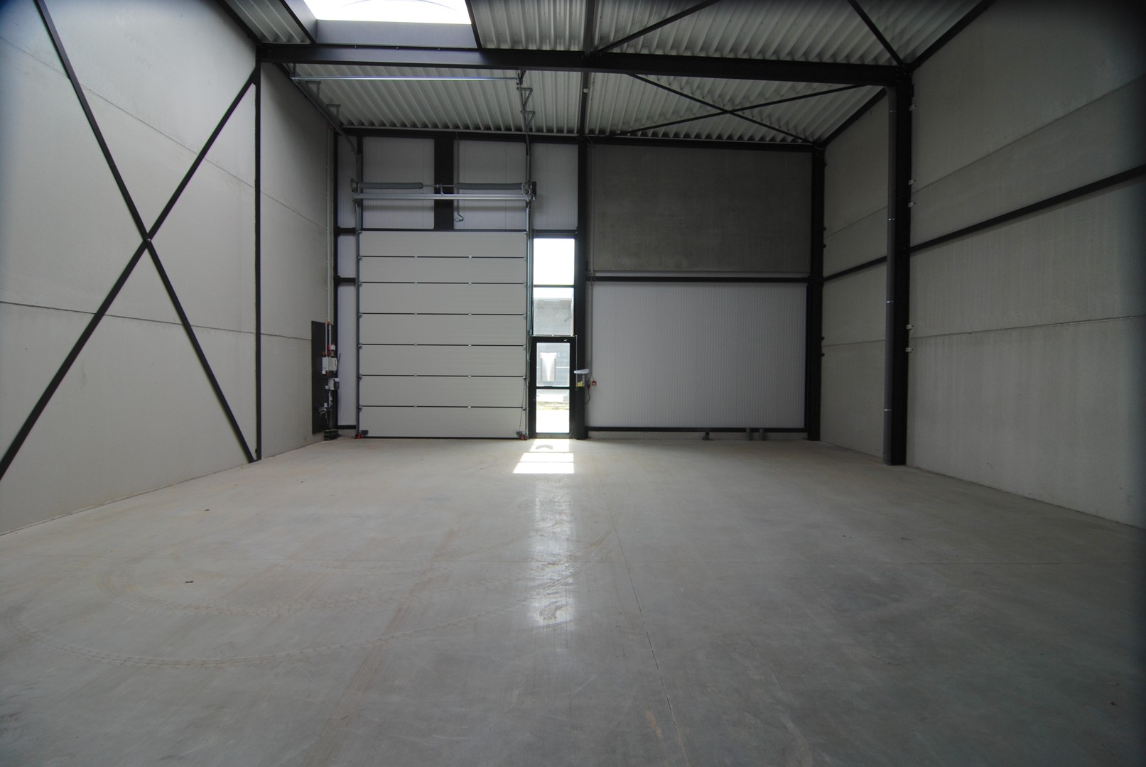 TE HUUR - KMO-unit (magazijn) van 194 m2 in Hasselt centrum - photo 4